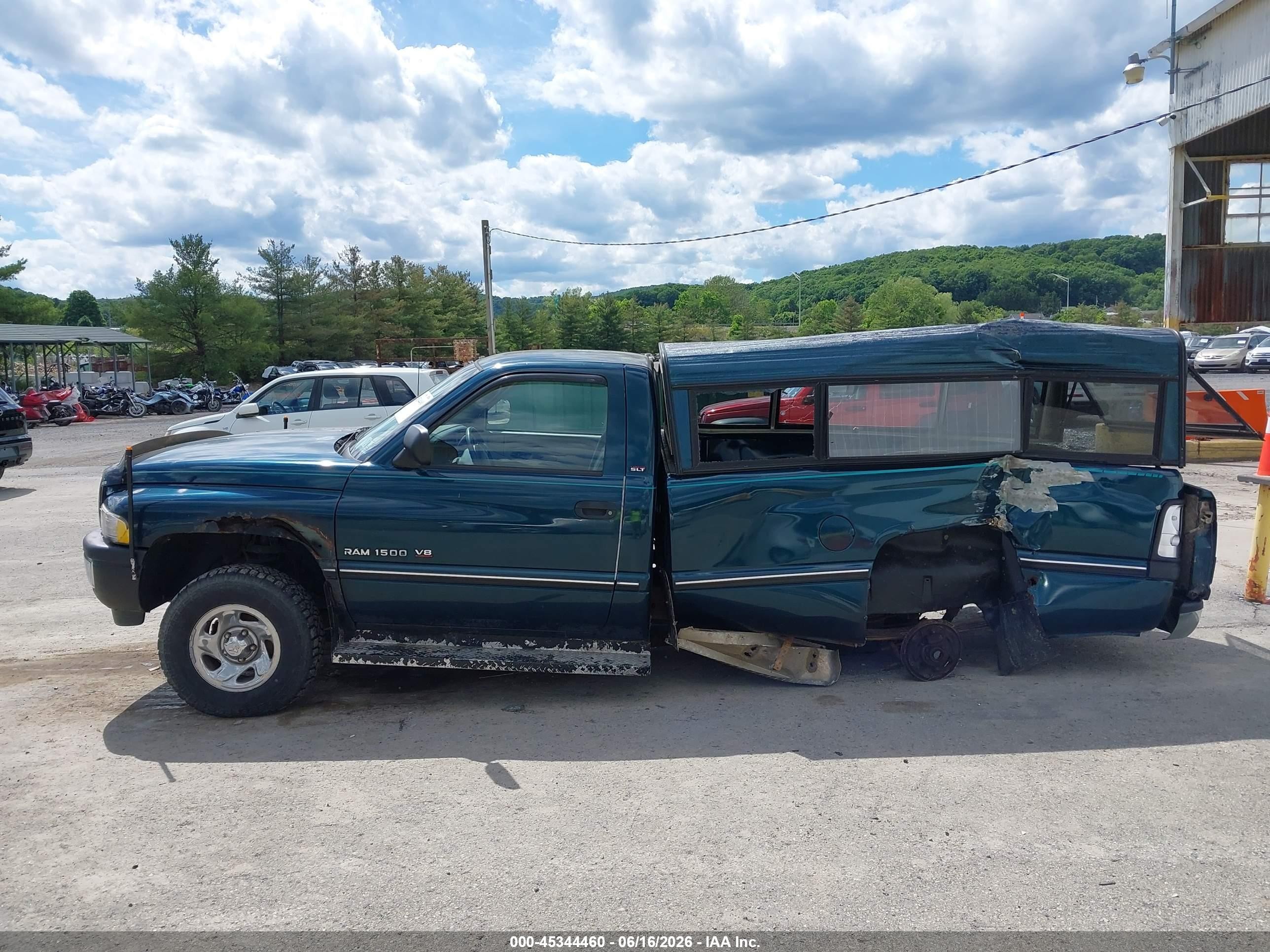 1995 Dodge Ram 1500   Бирюзовый vin: 1B7HF16Y8SS113691
