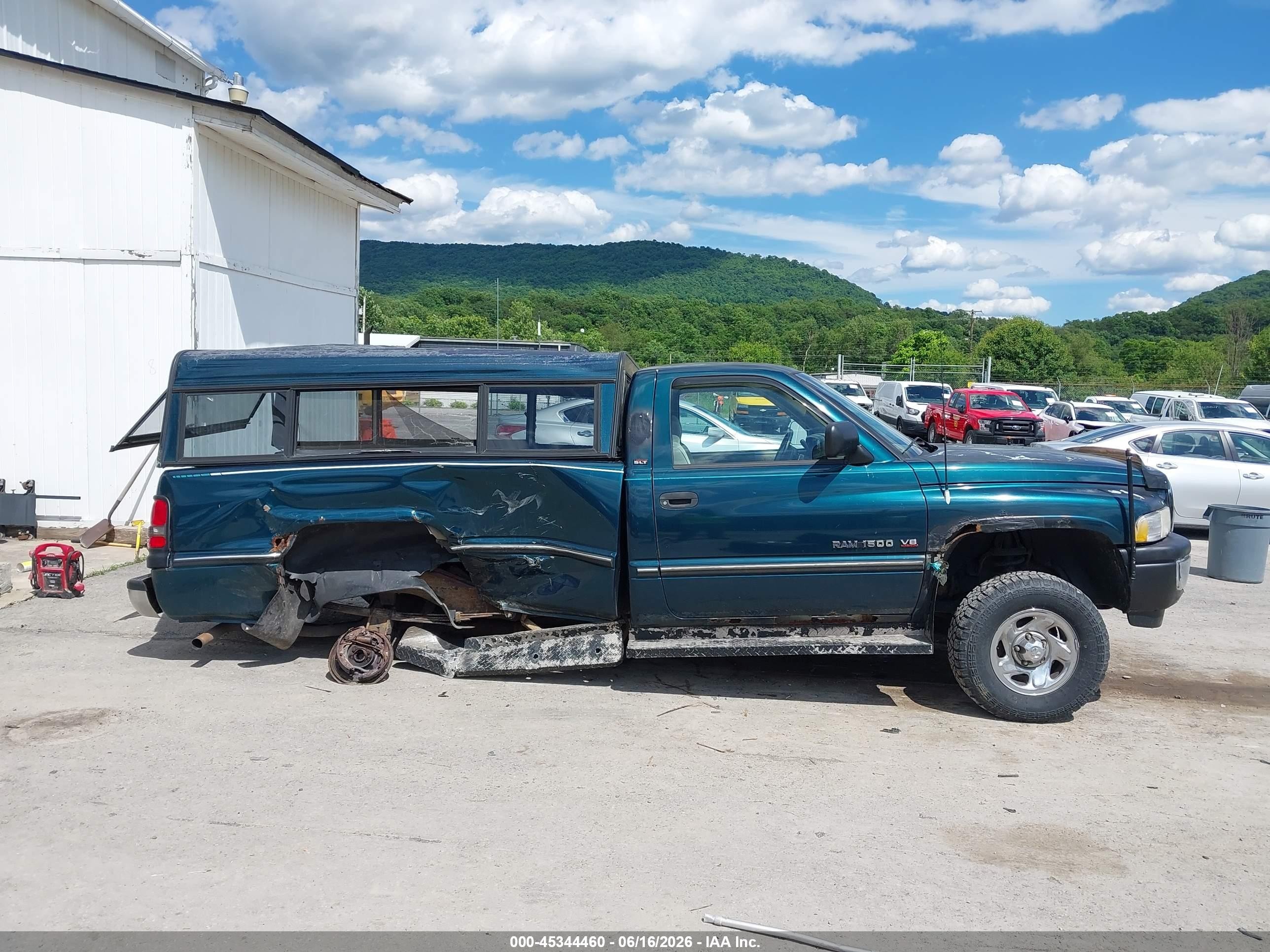 1995 Dodge Ram 1500   Бирюзовый vin: 1B7HF16Y8SS113691