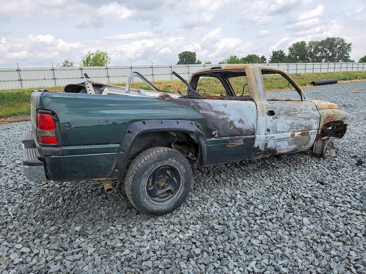 2000 Dodge Ram 1500 Burn vin: 1B7HF16Y9YS536448