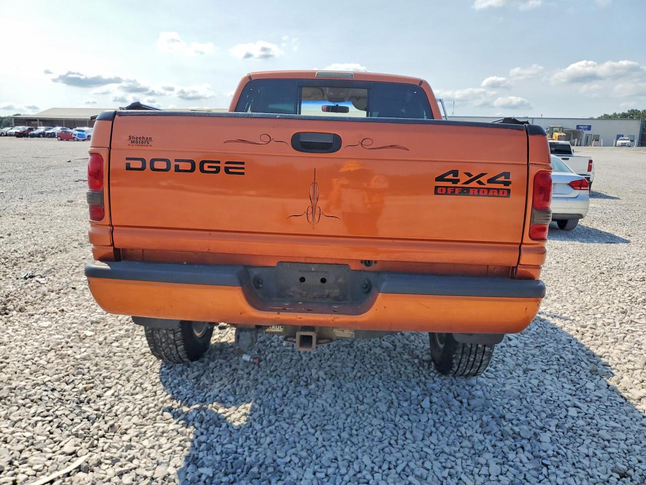 2001 Dodge Ram 1500 Orange vin: 1B7HF16Z01S144618