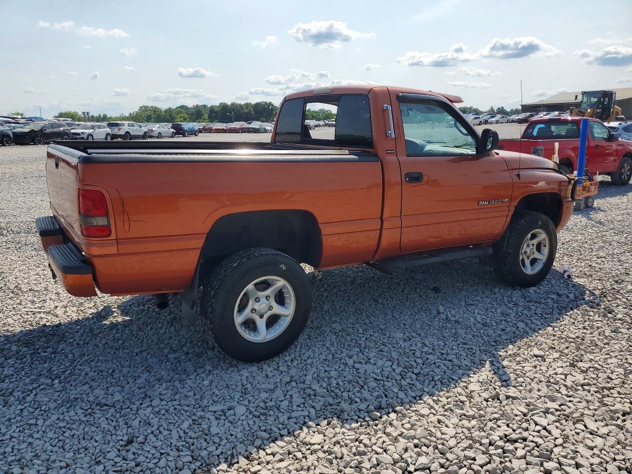 2001 Dodge Ram 1500 Orange vin: 1B7HF16Z01S144618