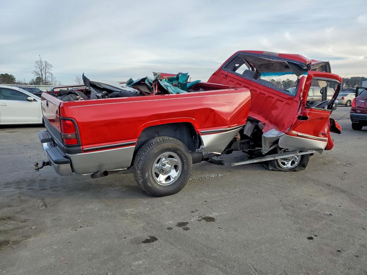 1995 Dodge Ram 1500 Red vin: 1B7HF16Z4SS374406