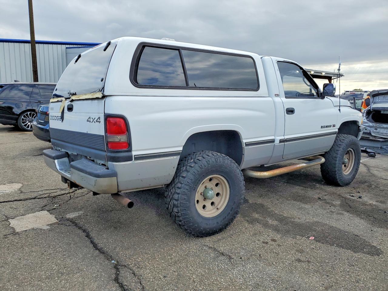 1997 Dodge Ram 1500 White vin: 1B7HF16Z6VJ502476