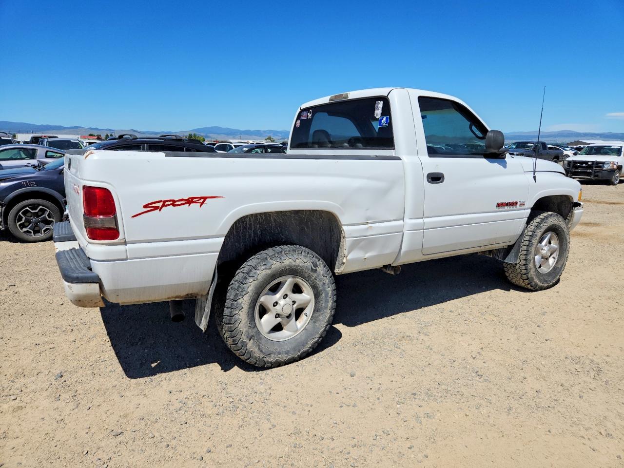 1998 Dodge Ram 1500 White vin: 1B7HF16Z7WS509495
