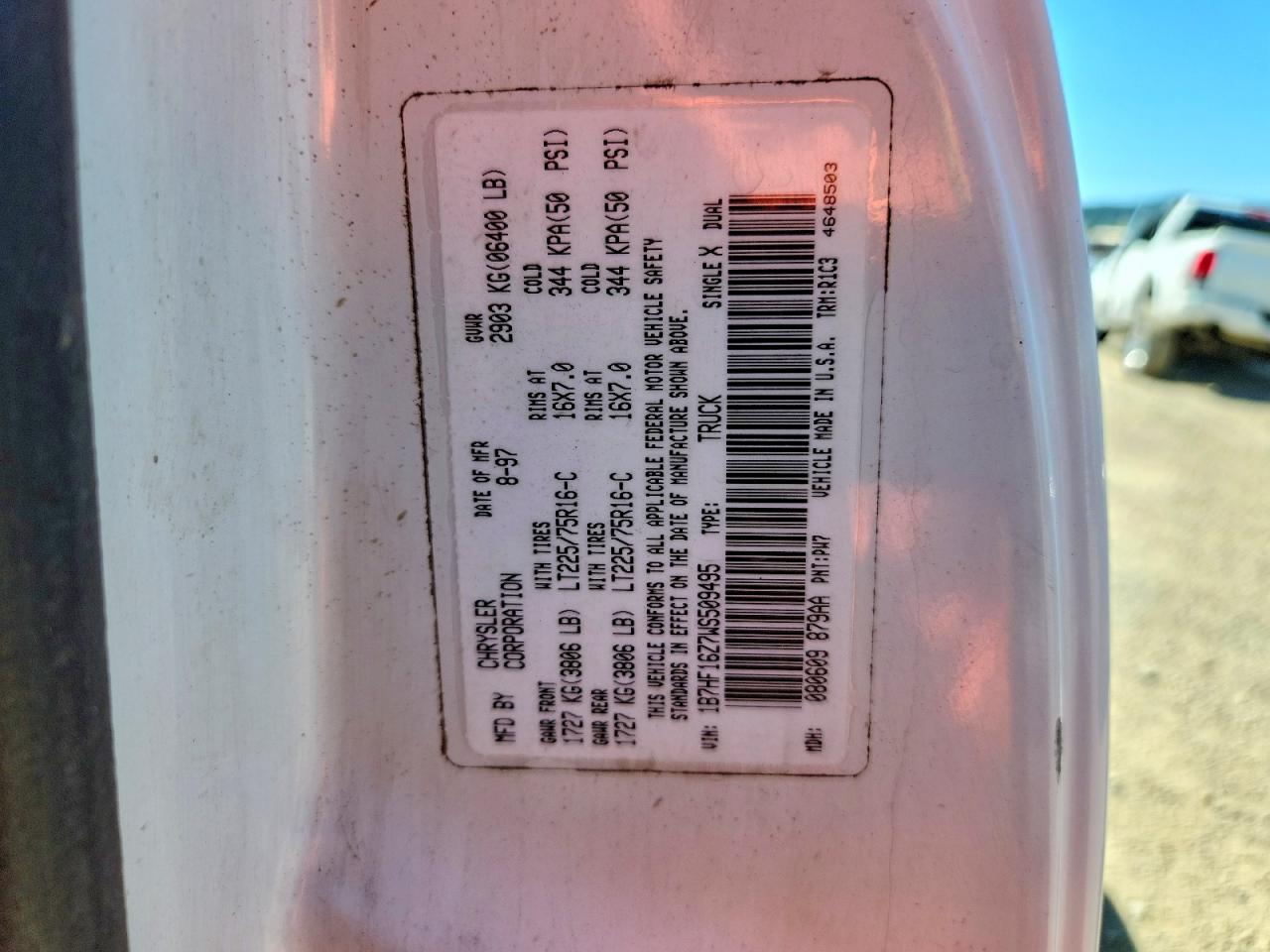 1998 Dodge Ram 1500 White vin: 1B7HF16Z7WS509495