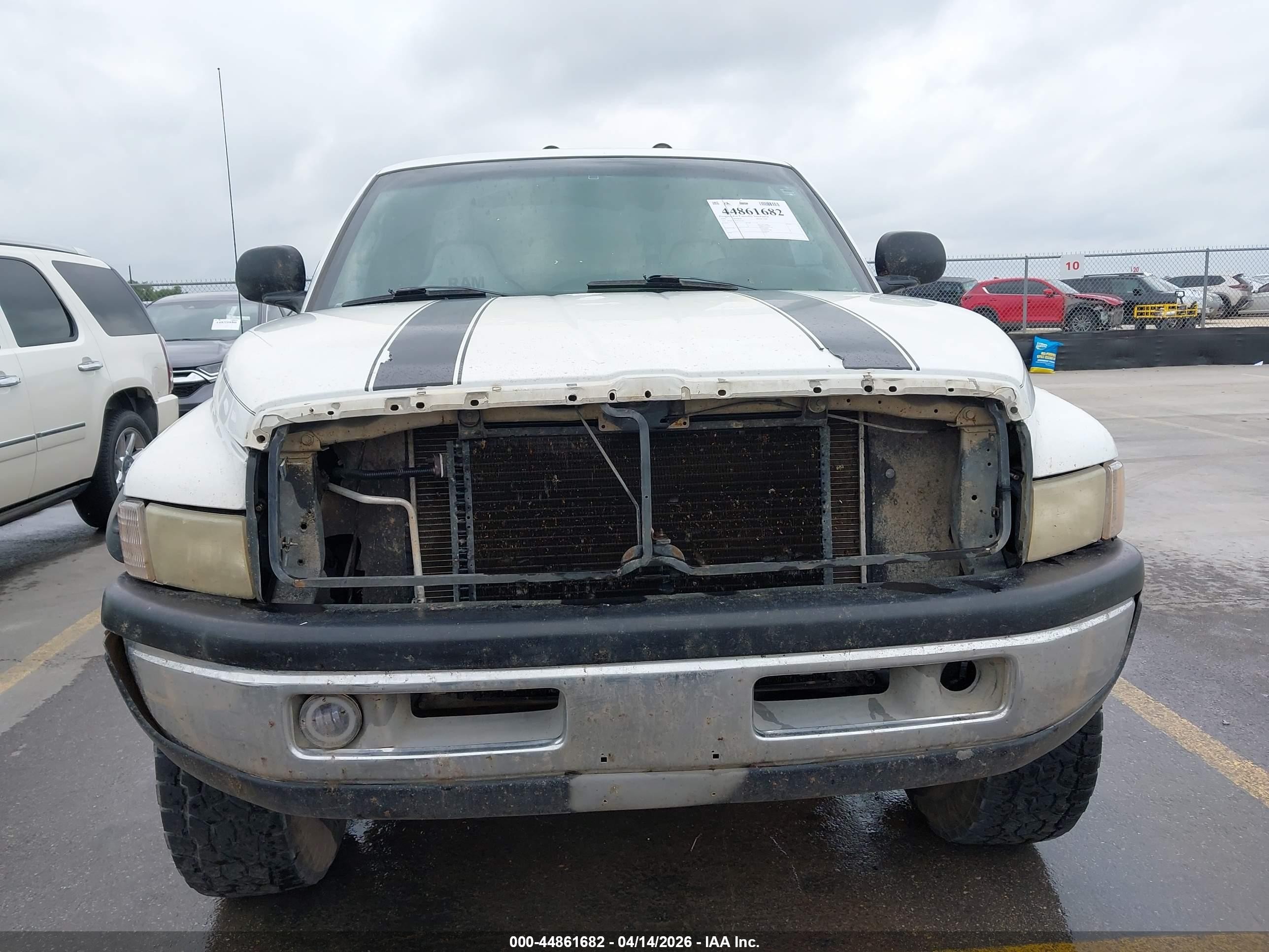 1999 Dodge Ram 1500 St White vin: 1B7HF16Z9XS320574