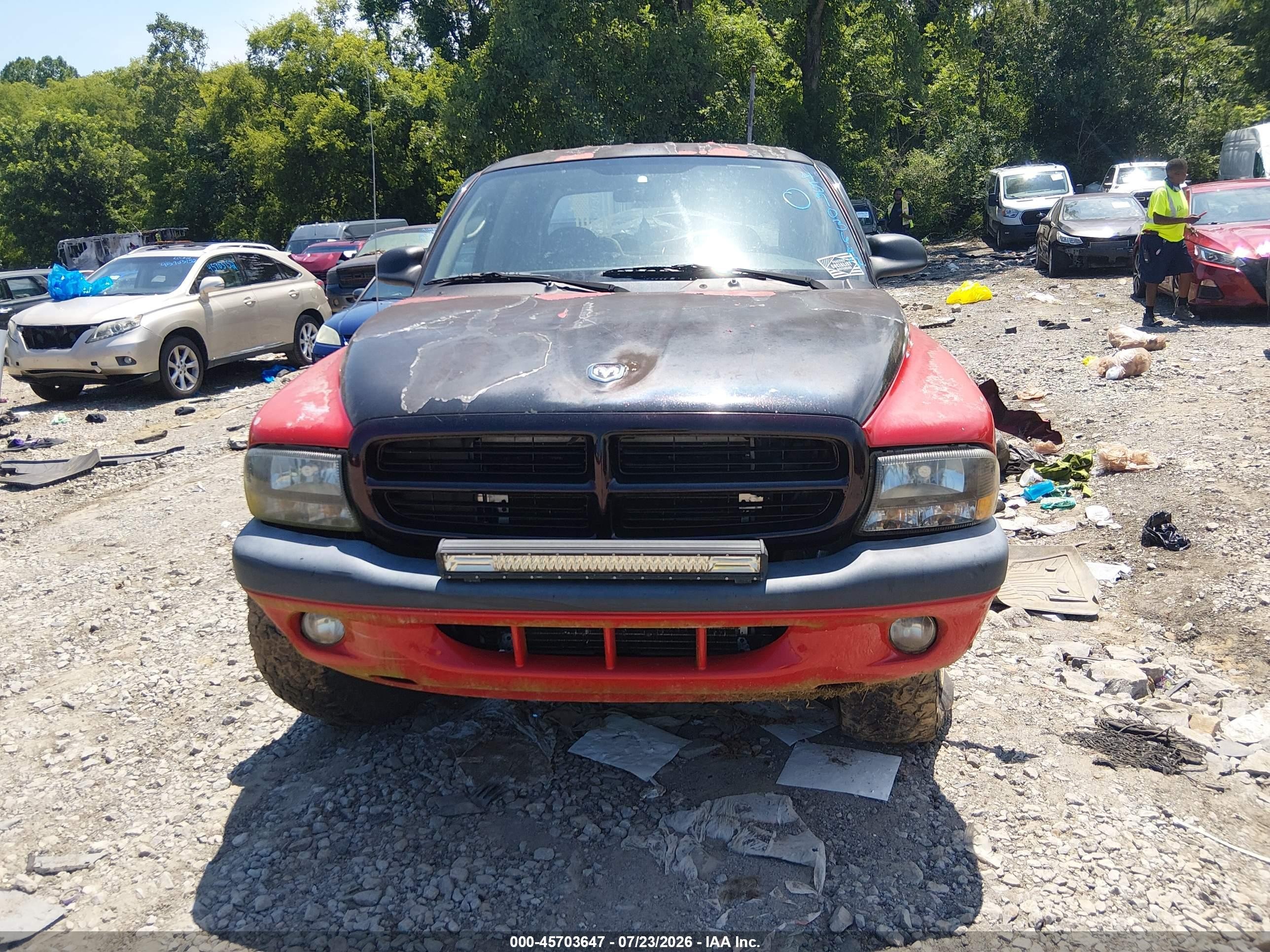 2002 Dodge Dakota Sport Red vin: 1B7HG38N02S549835