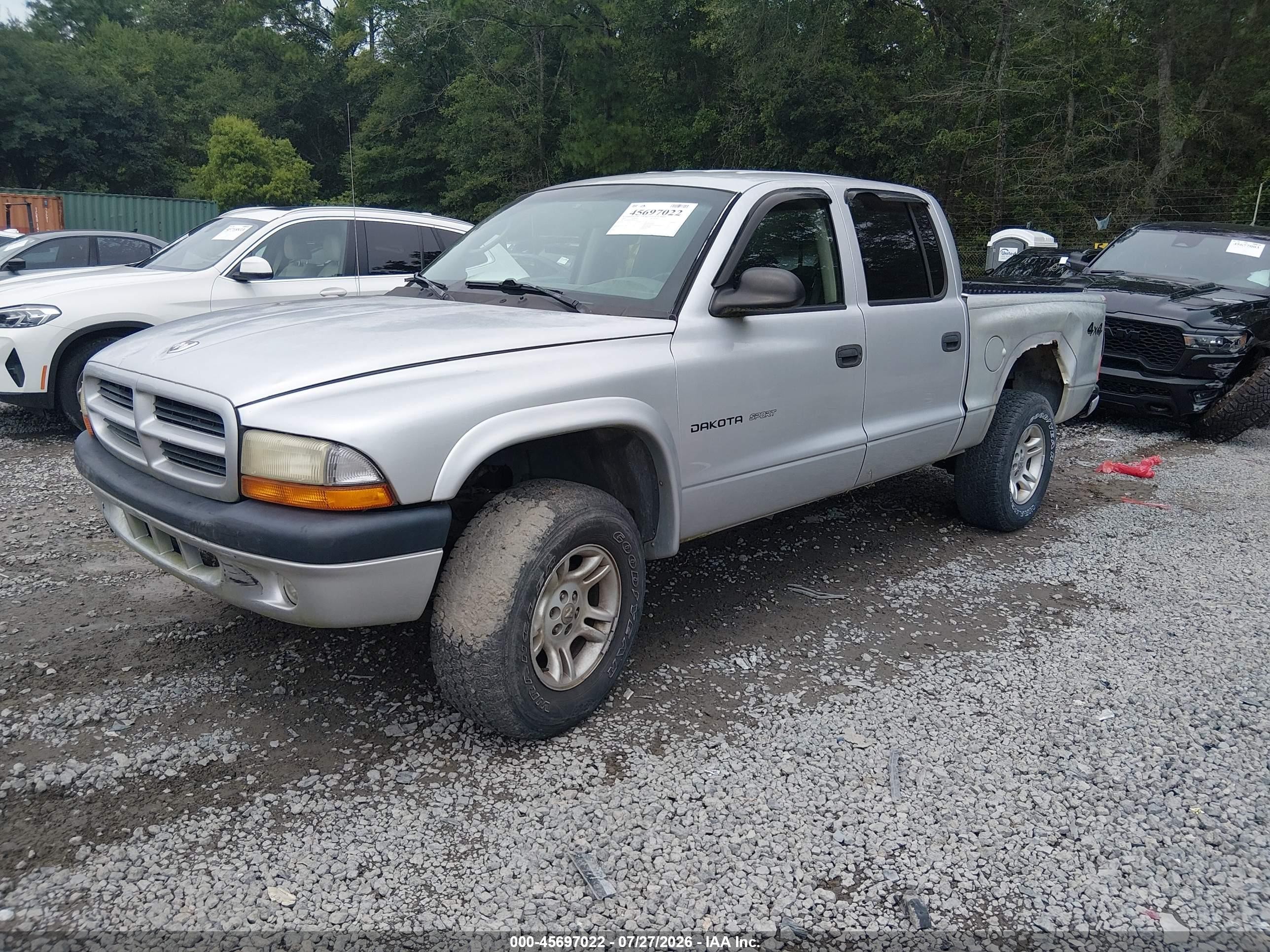 2002 Dodge Dakota Sport Silver vin: 1B7HG38X52S626328