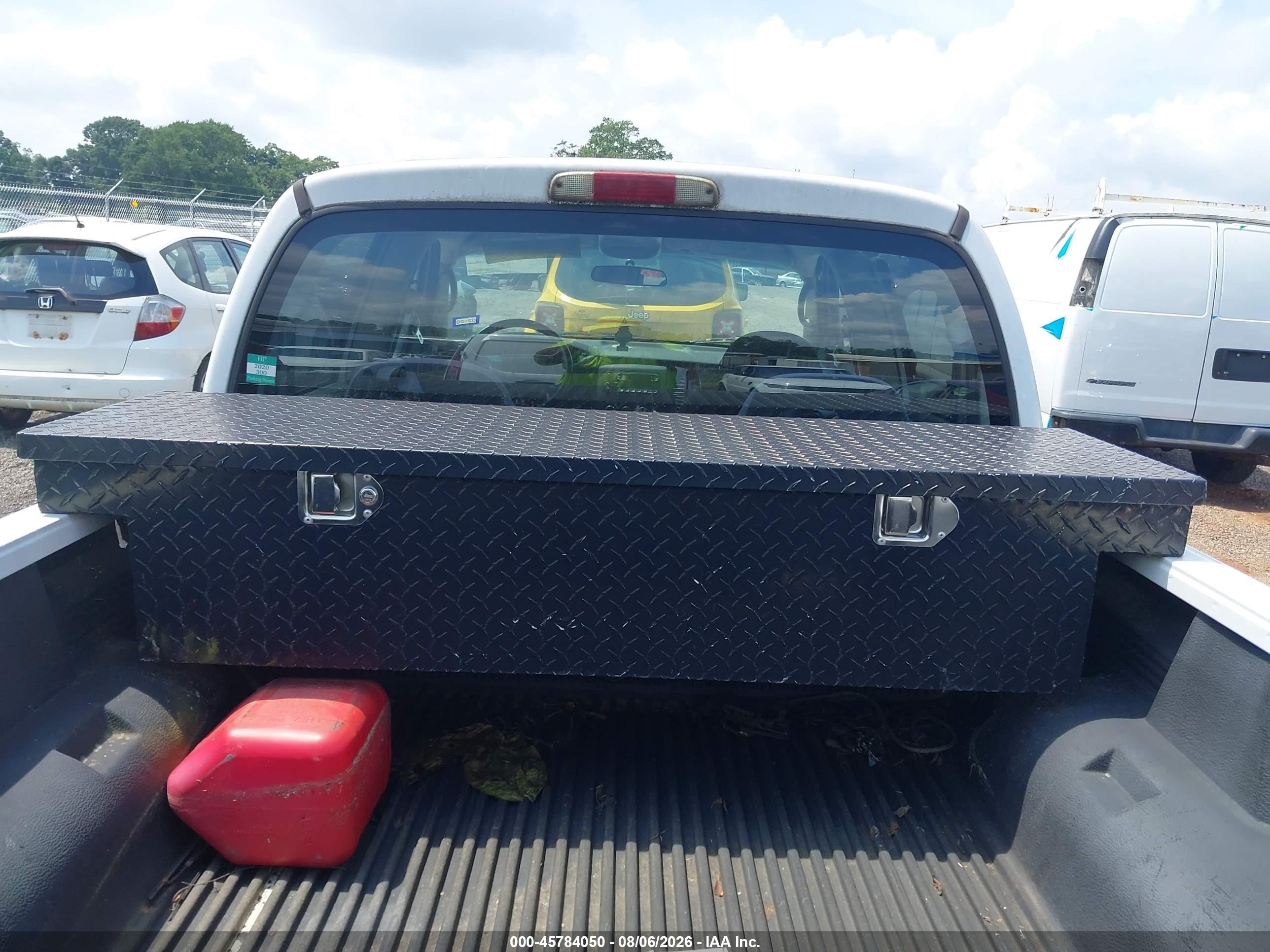 2002 Dodge Dakota Sport White vin: 1B7HL38X72S714552