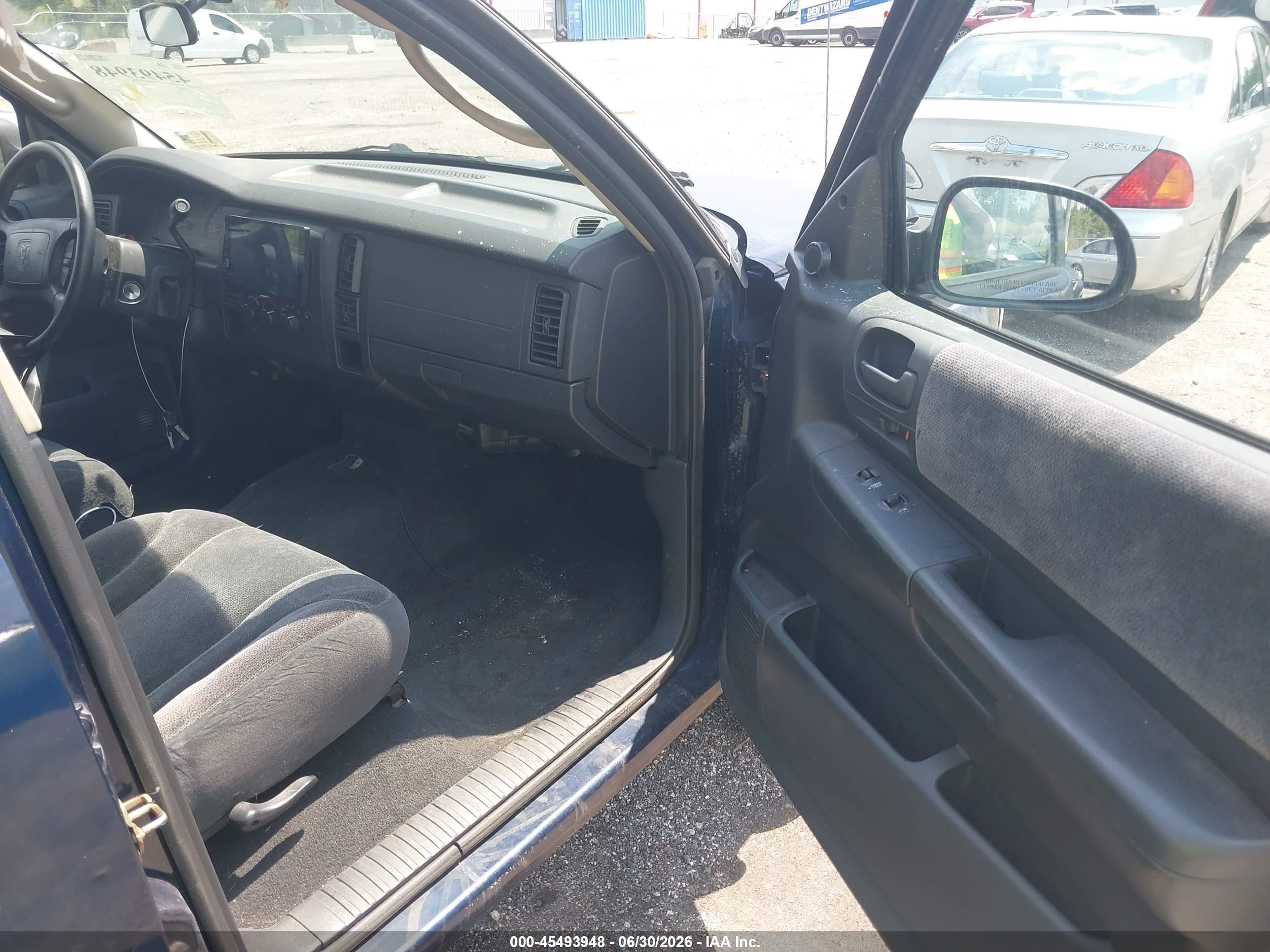 2002 Dodge Dakota Sport Синий vin: 1B7HL38XX2S660695