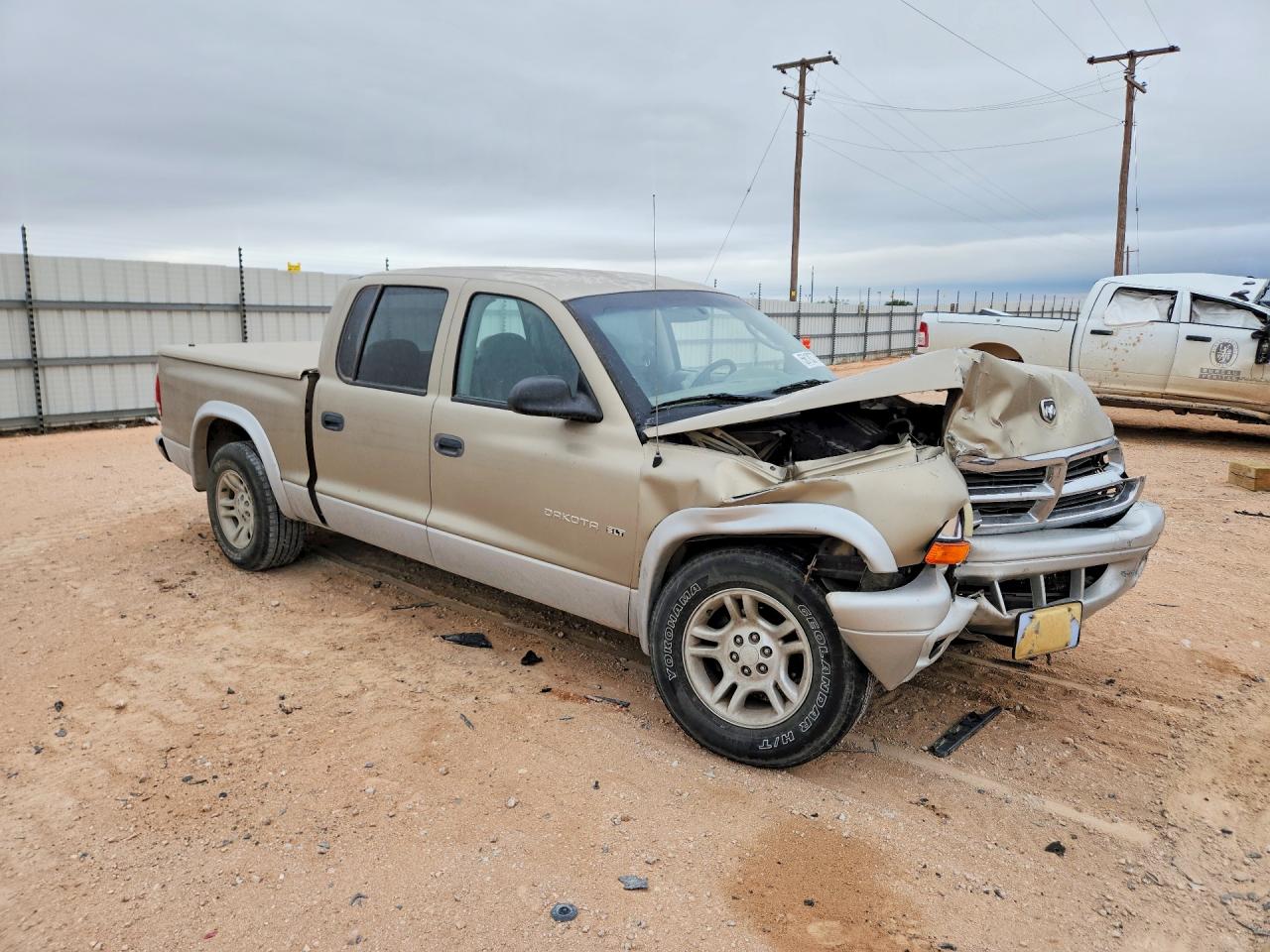 2002 Dodge Dakota Quad Slt Золотой vin: 1B7HL48X52S700963