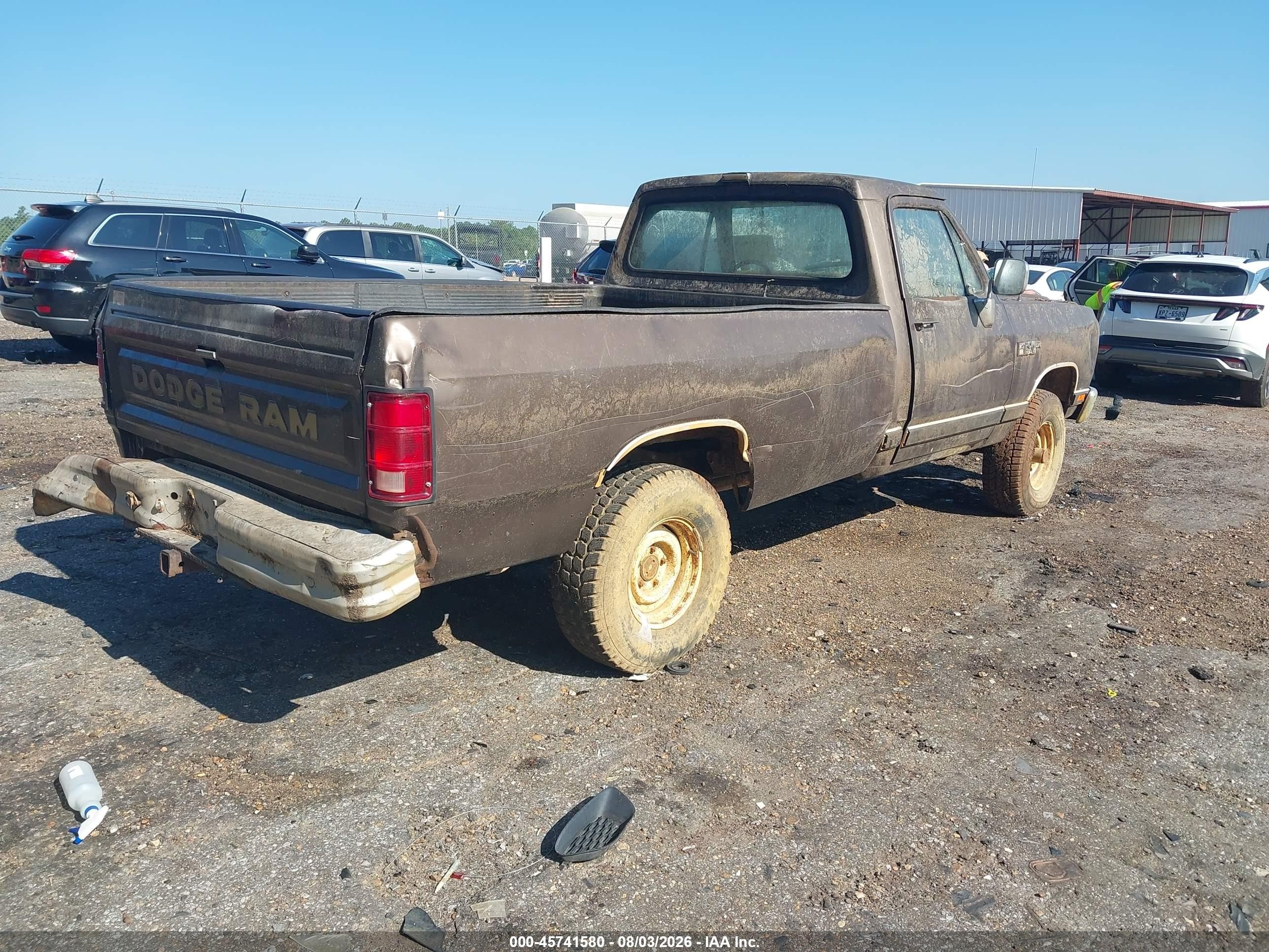 1989 Dodge W-series W100 Brown vin: 1B7HM06Y0KS111580