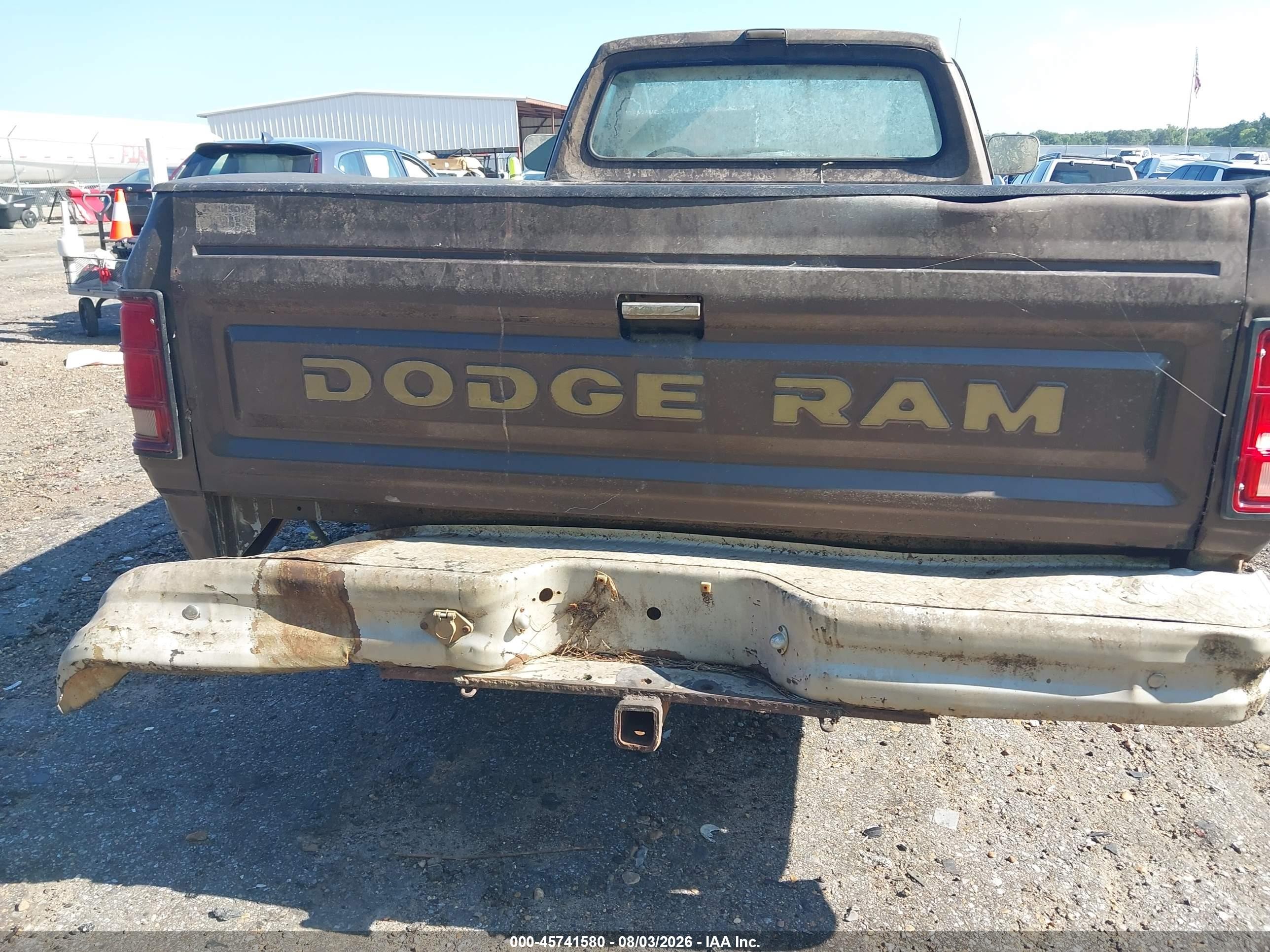 1989 Dodge W-series W100 Brown vin: 1B7HM06Y0KS111580