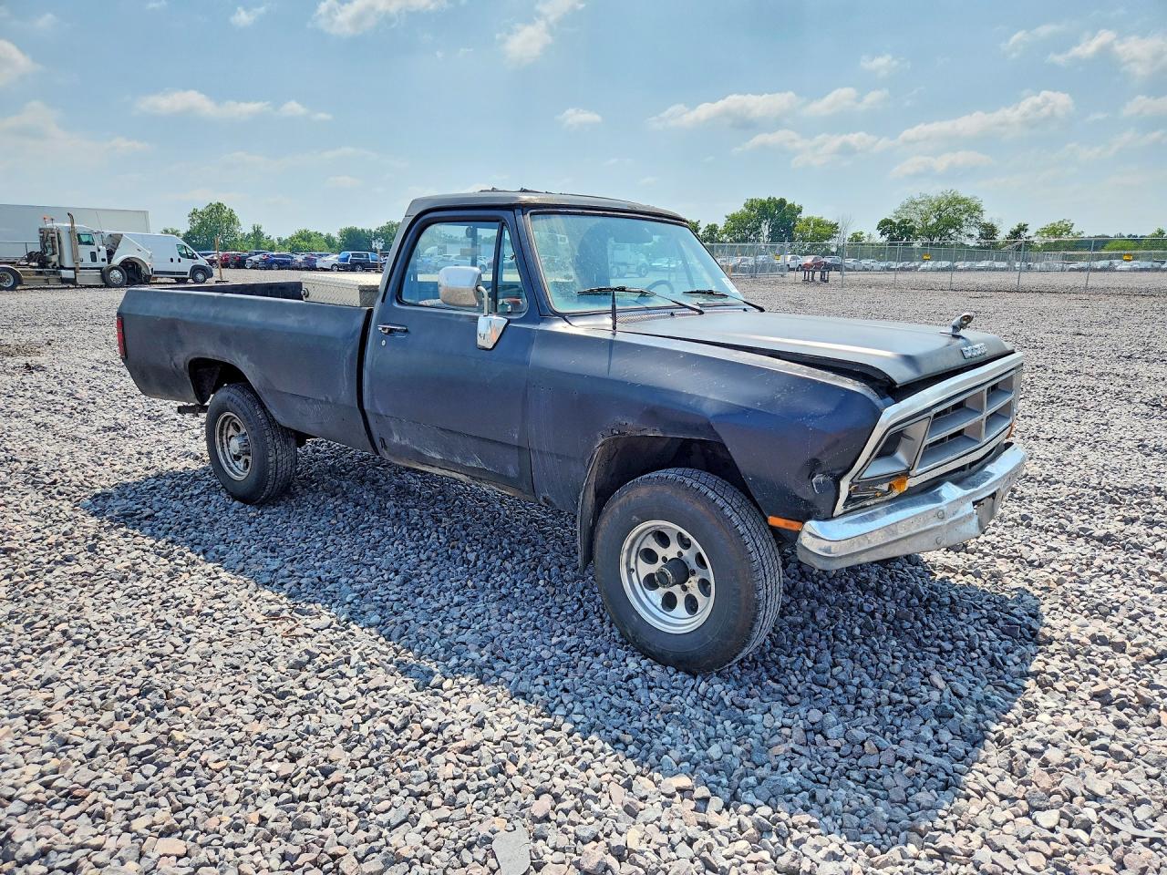 1989 Dodge W-series W100 Black vin: 1B7HM06Y7KS105548
