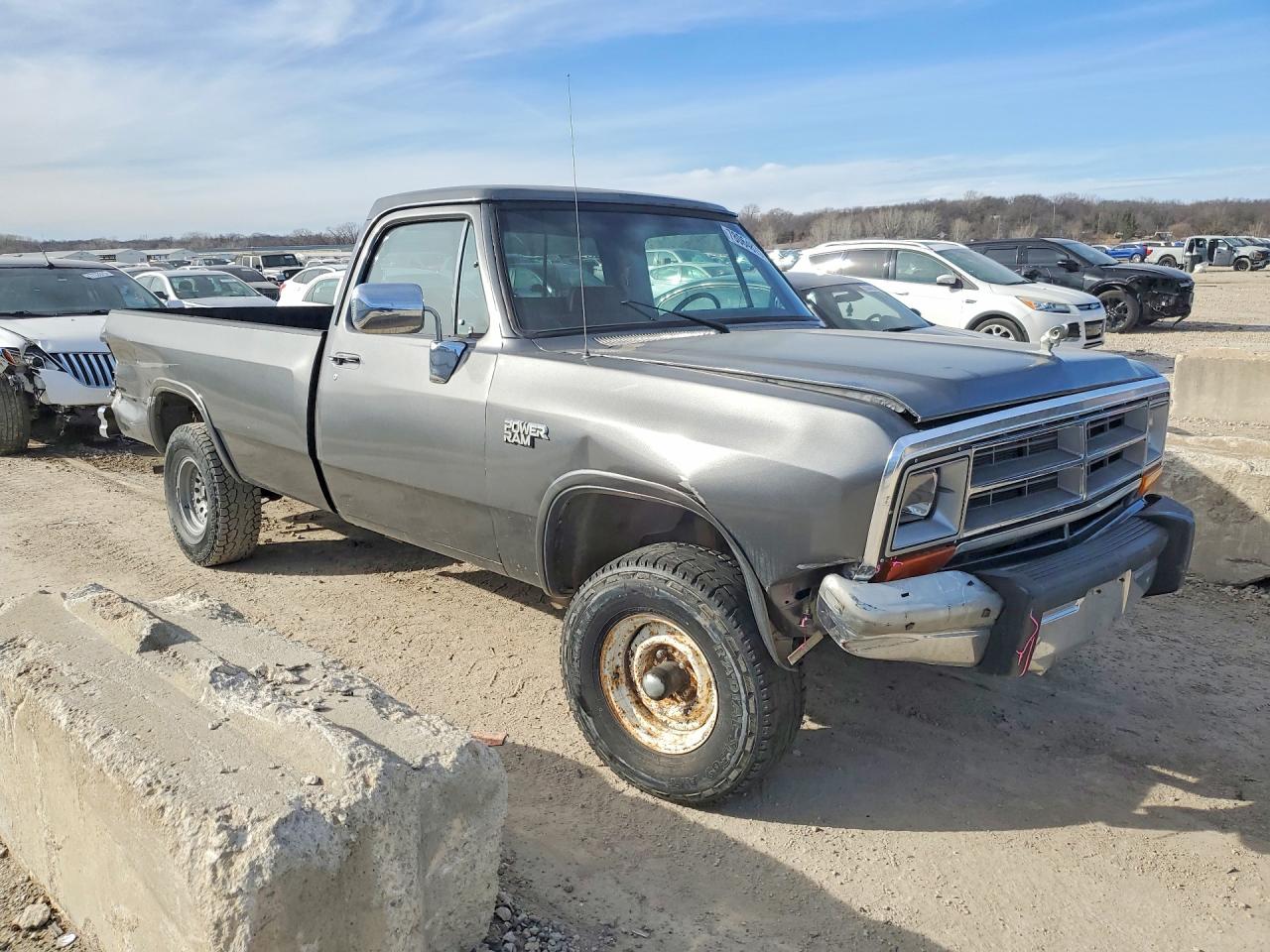 1987 Dodge W-series W100 Gray vin: 1B7HW04T4HS421967