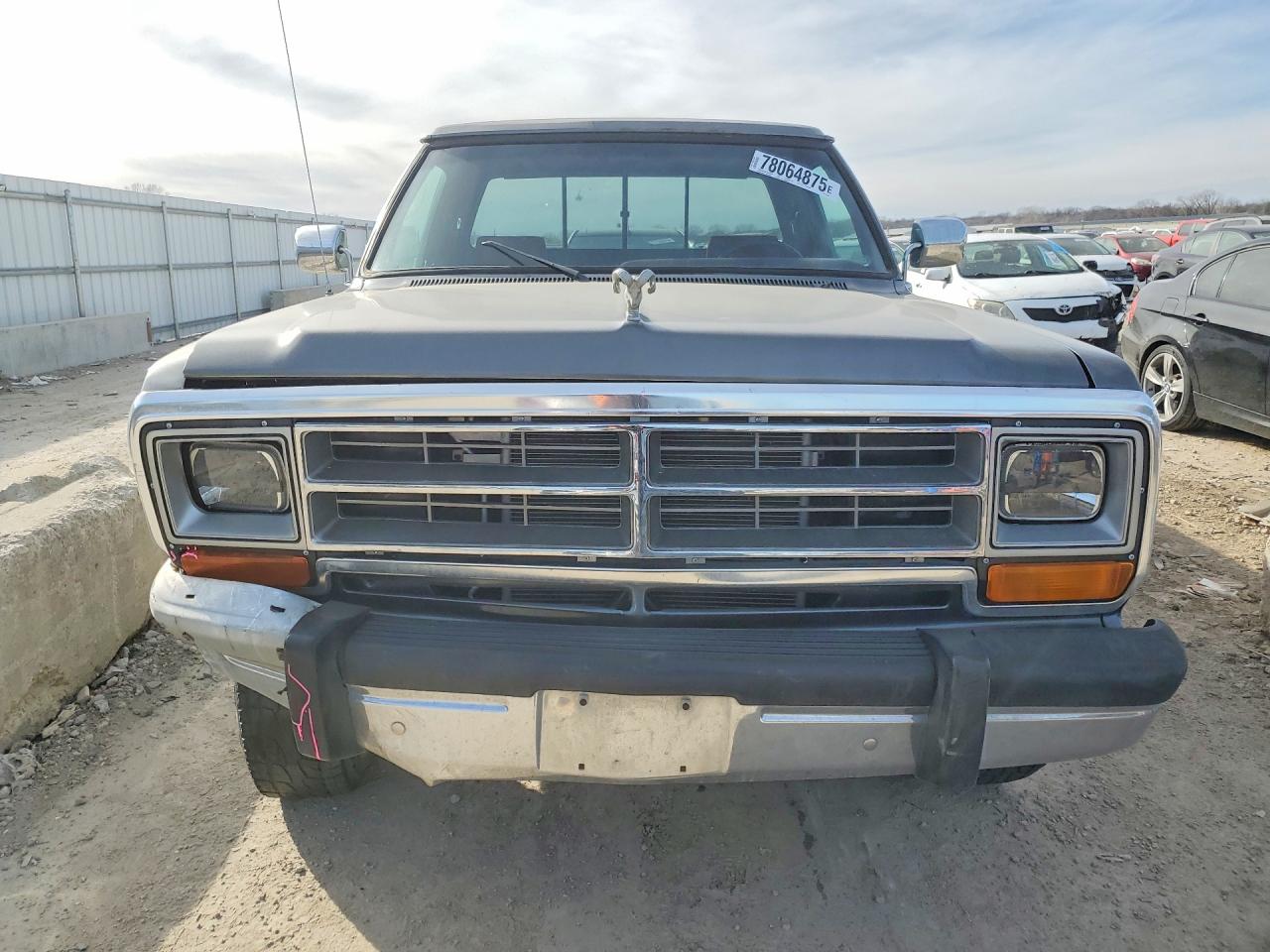 1987 Dodge W-series W100 Gray vin: 1B7HW04T4HS421967
