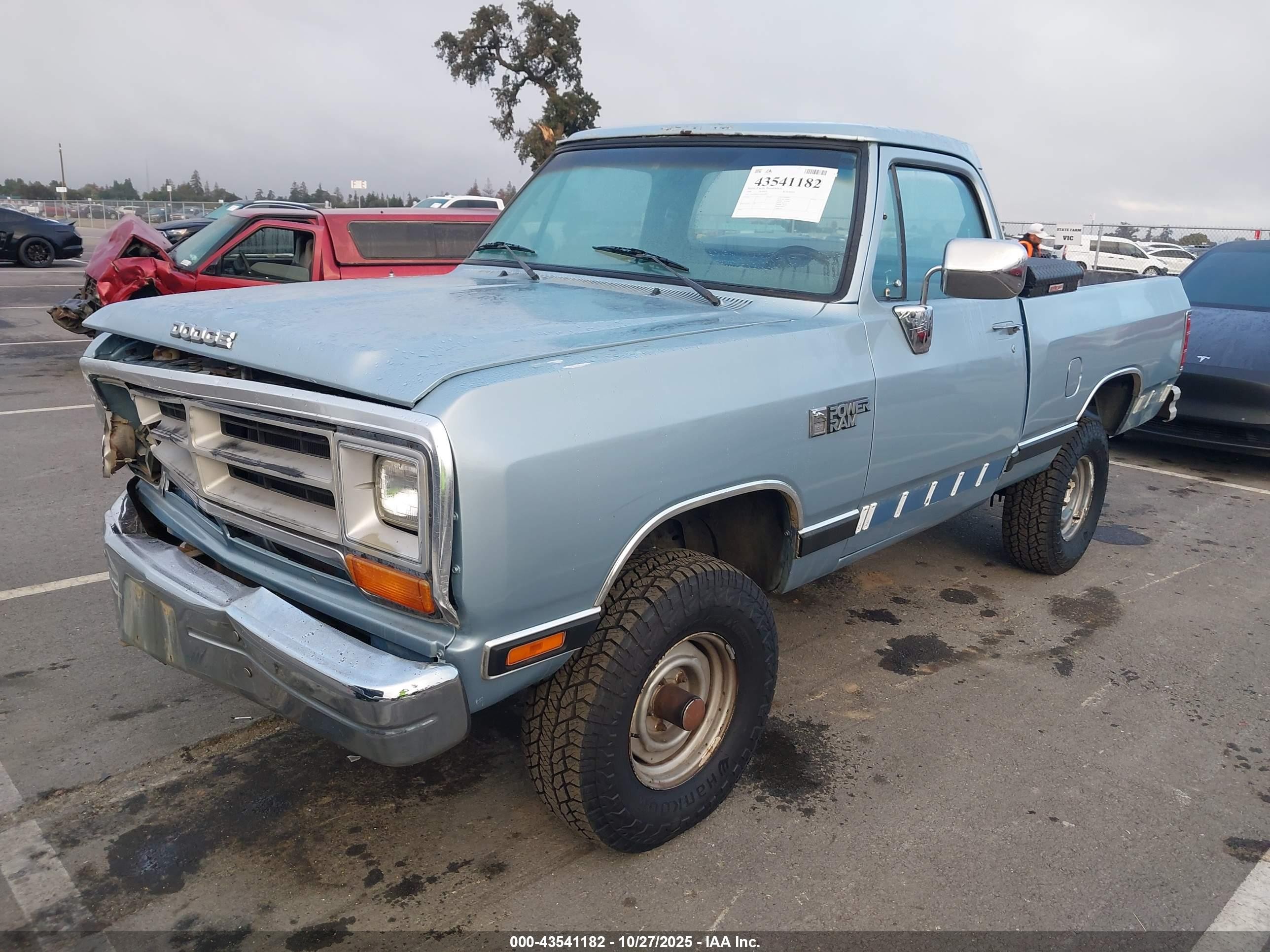 1988 Dodge W-series W100 Light Blue vin: 1B7HW04Y4JS649002