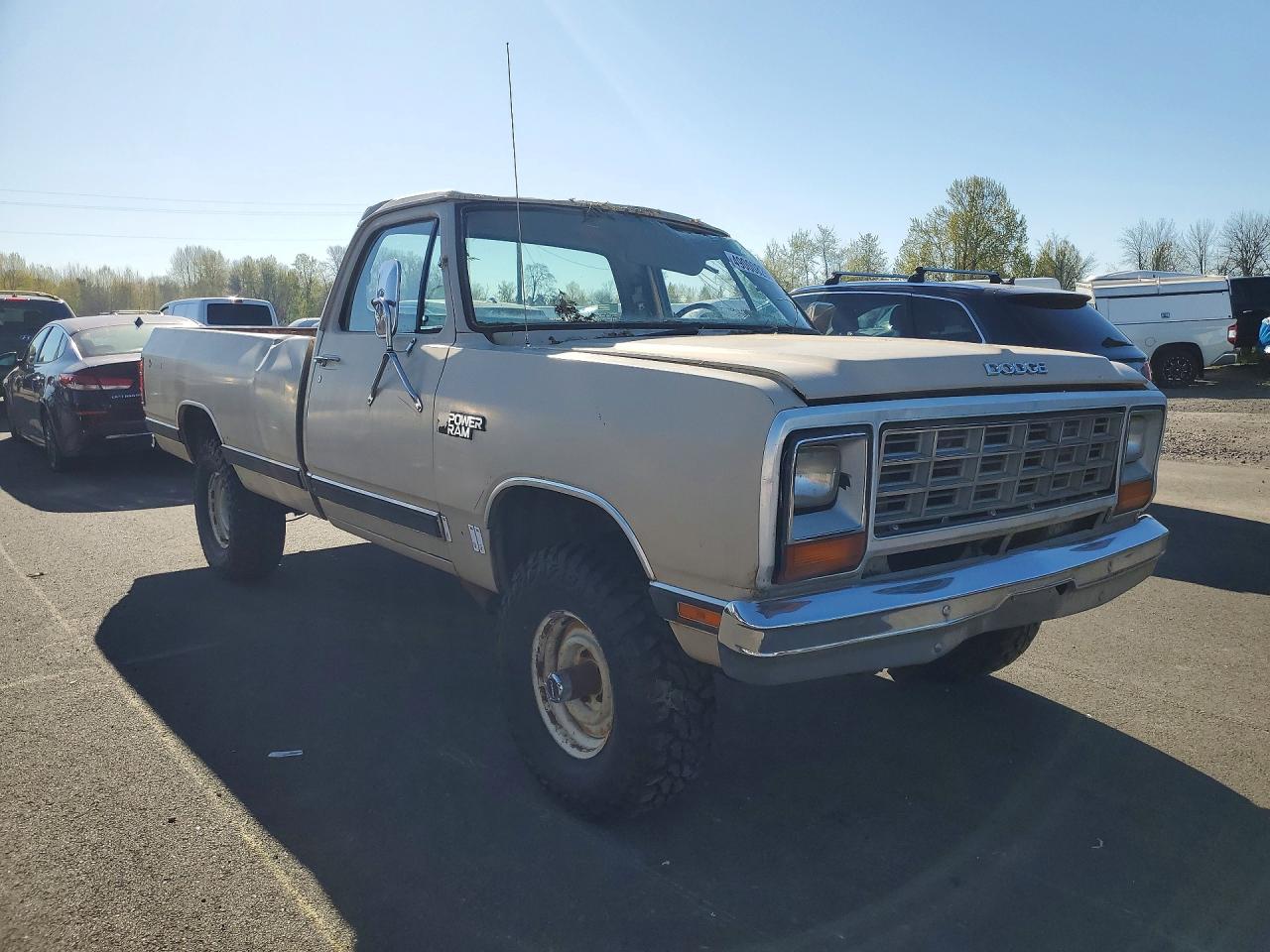 1984 Dodge W-series W150 Beige vin: 1B7HW14T7ES368179