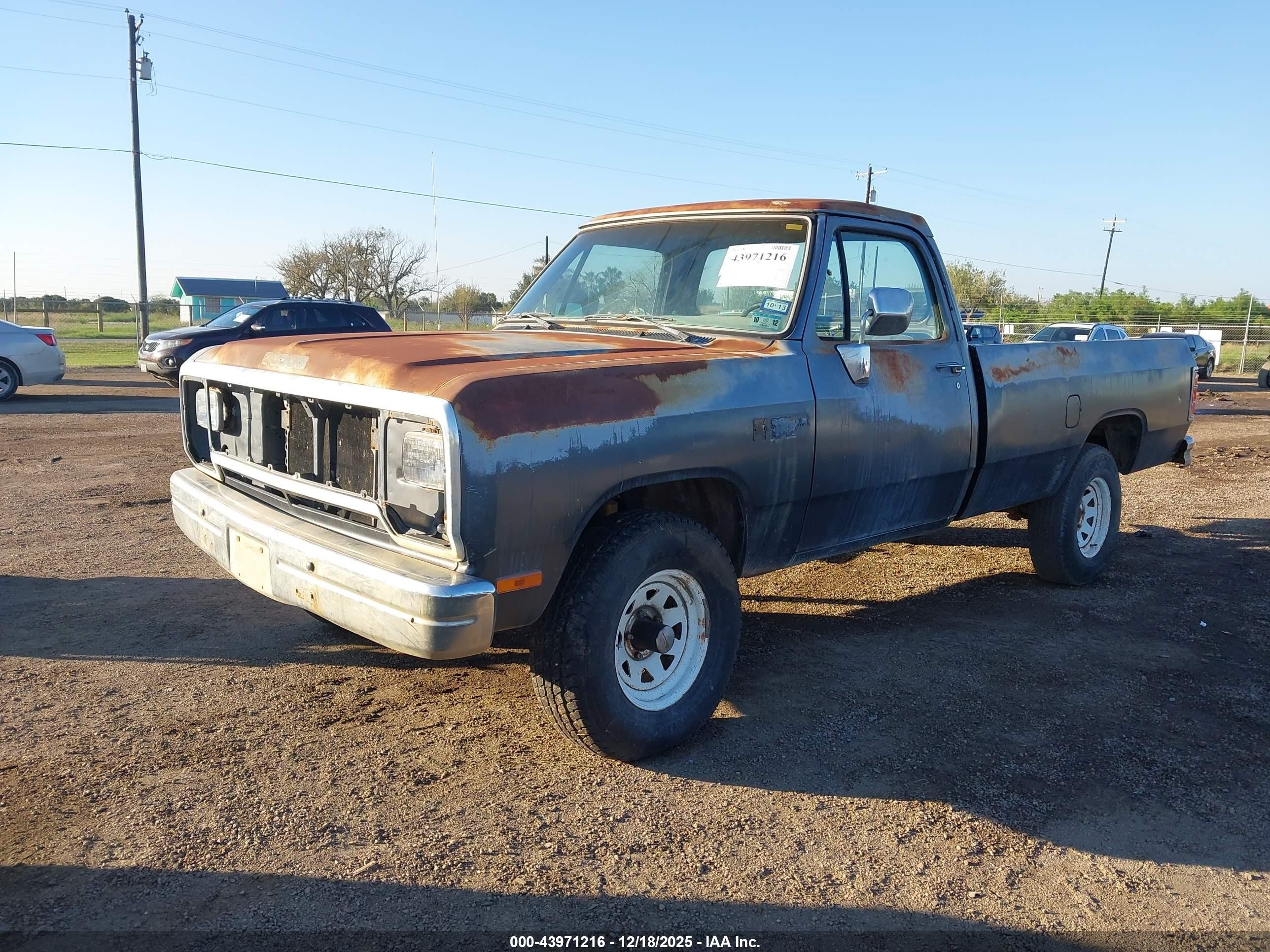 1988 Dodge W-series W150 Серый vin: 1B7HW14Y1JS763125