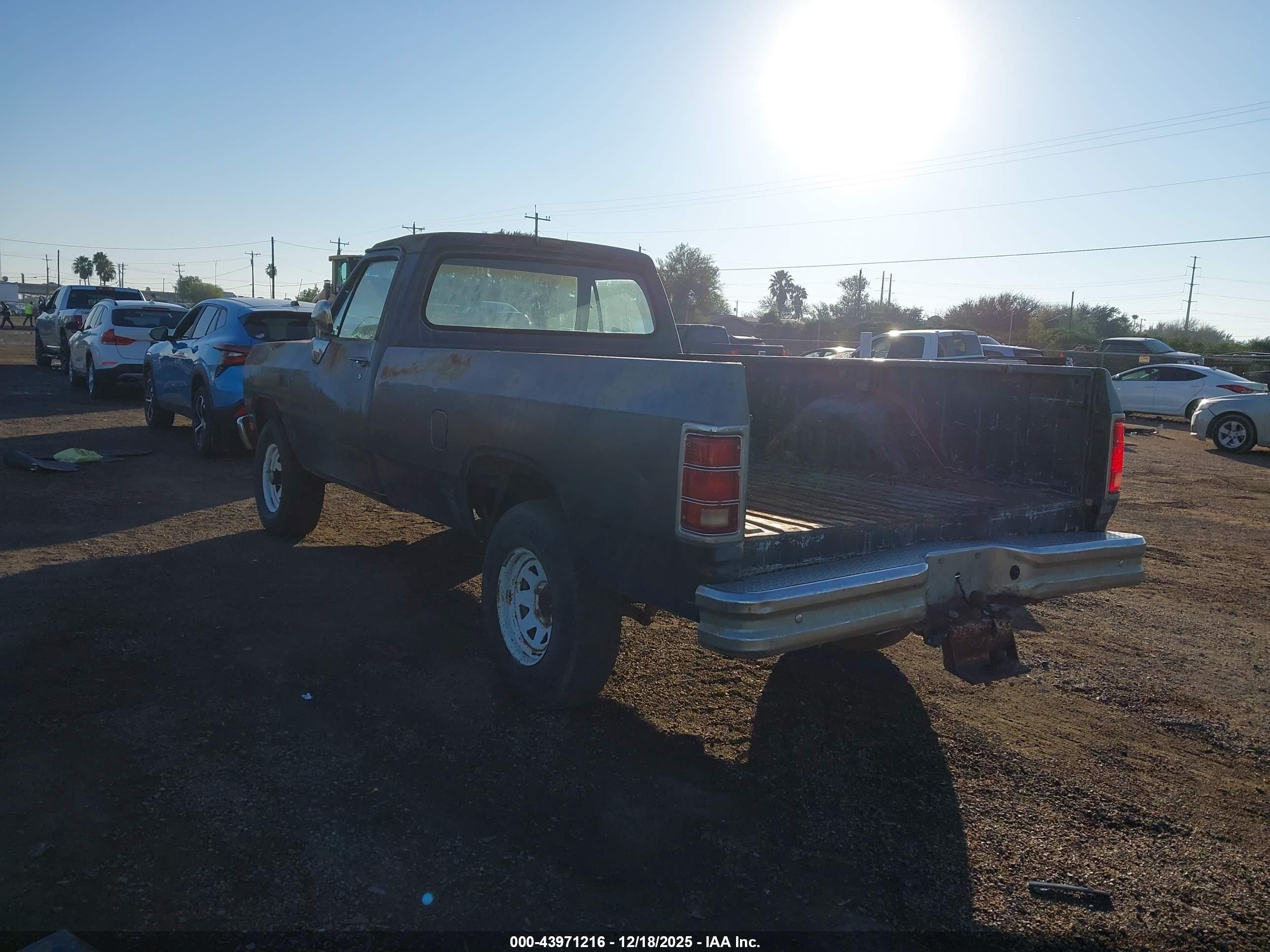 1988 Dodge W-series W150 Серый vin: 1B7HW14Y1JS763125