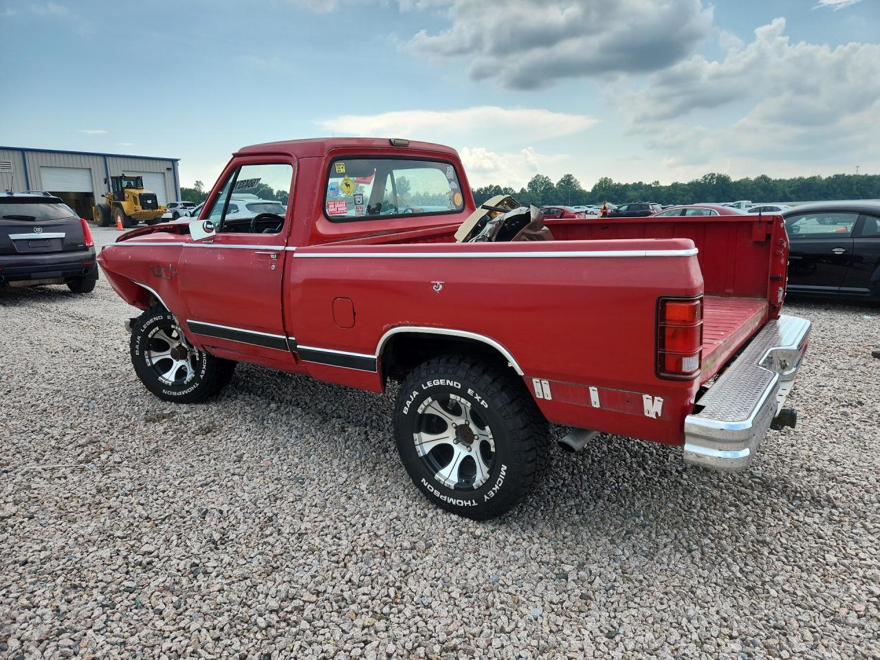1988 Dodge W-series W150 Red vin: 1B7HW14Y2JS789961