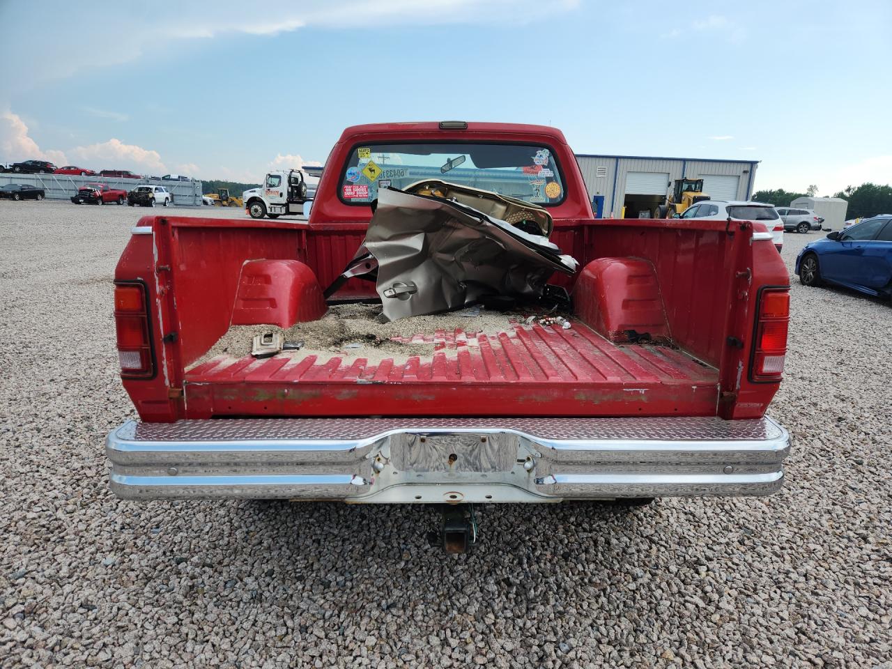 1988 Dodge W-series W150 Red vin: 1B7HW14Y2JS789961