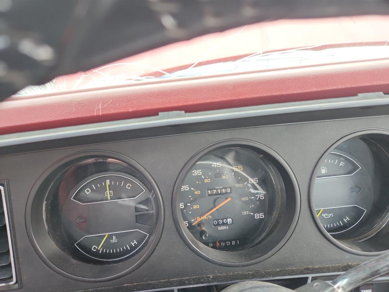 1988 Dodge W-series W150 Red vin: 1B7HW14Y2JS789961