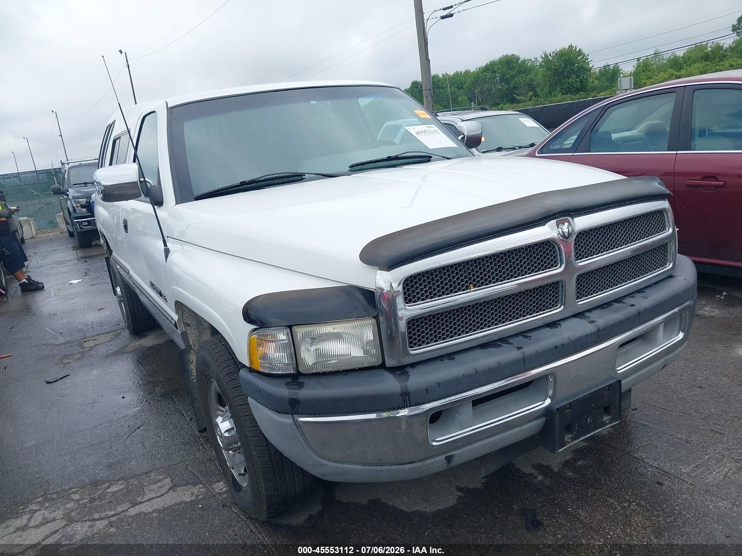 1995 Dodge Ram 2500   White vin: 1B7JC26Z8SS248503