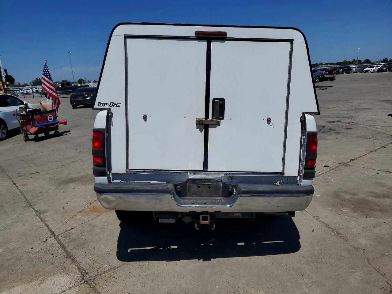 1995 Dodge Ram 2500 White vin: 1B7JC26Z9SS199411