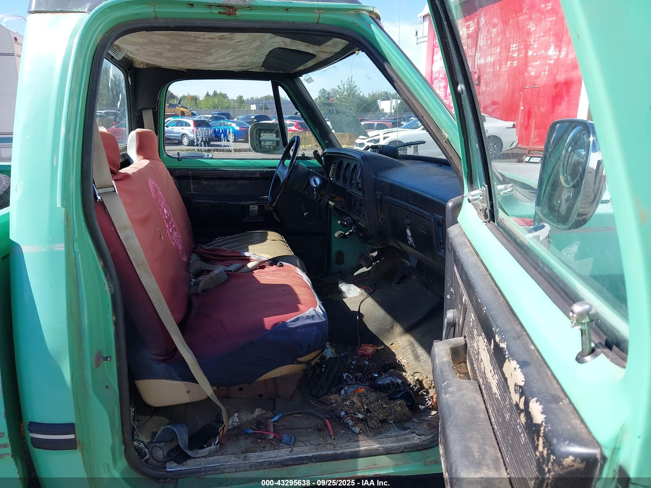 1991 Dodge D-series D200/d250 Green vin: 1B7JE26Y0MS304518