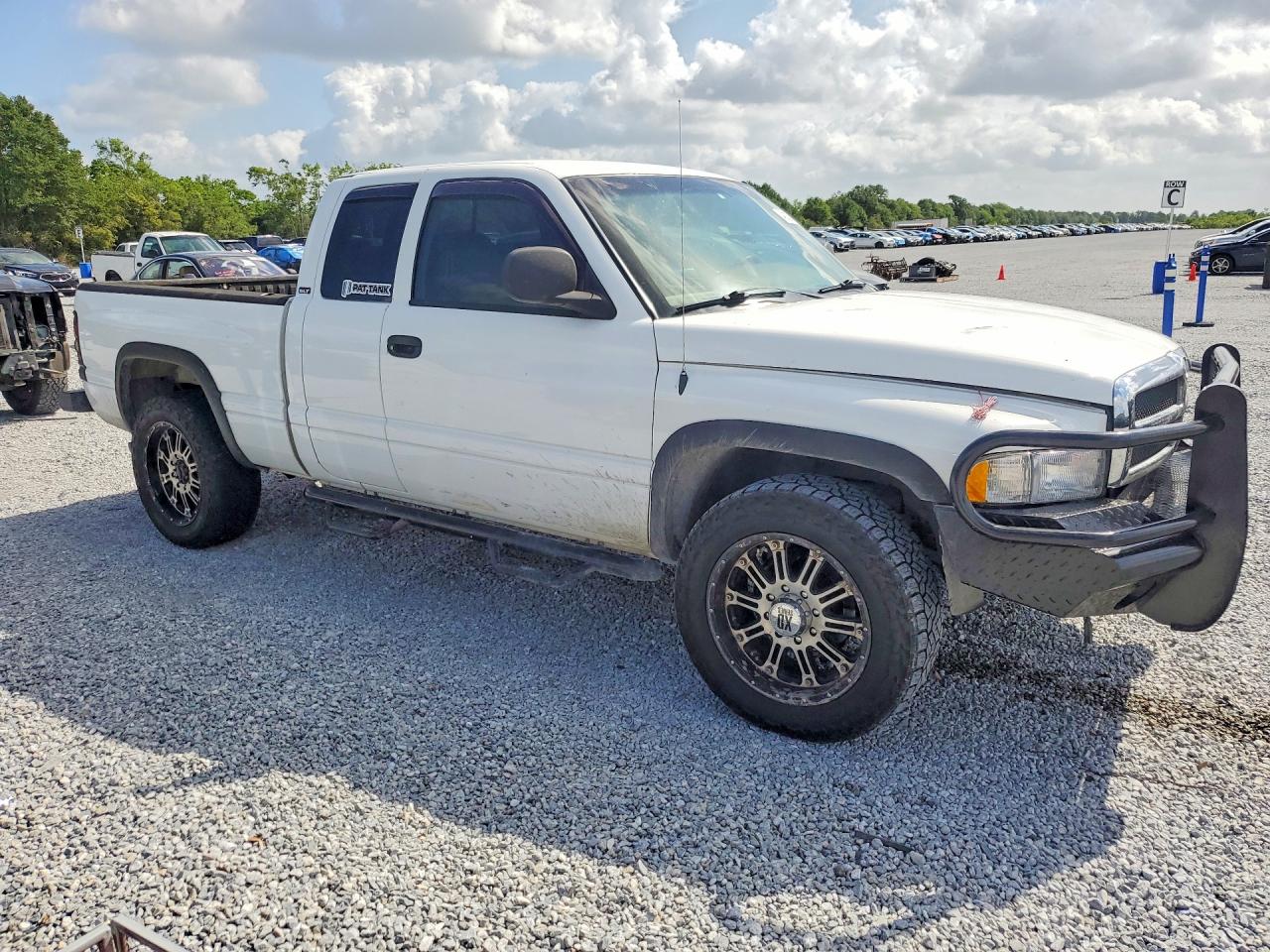 2000 Dodge Ram 2500 Laramie White vin: 1B7KC2360YJ146870