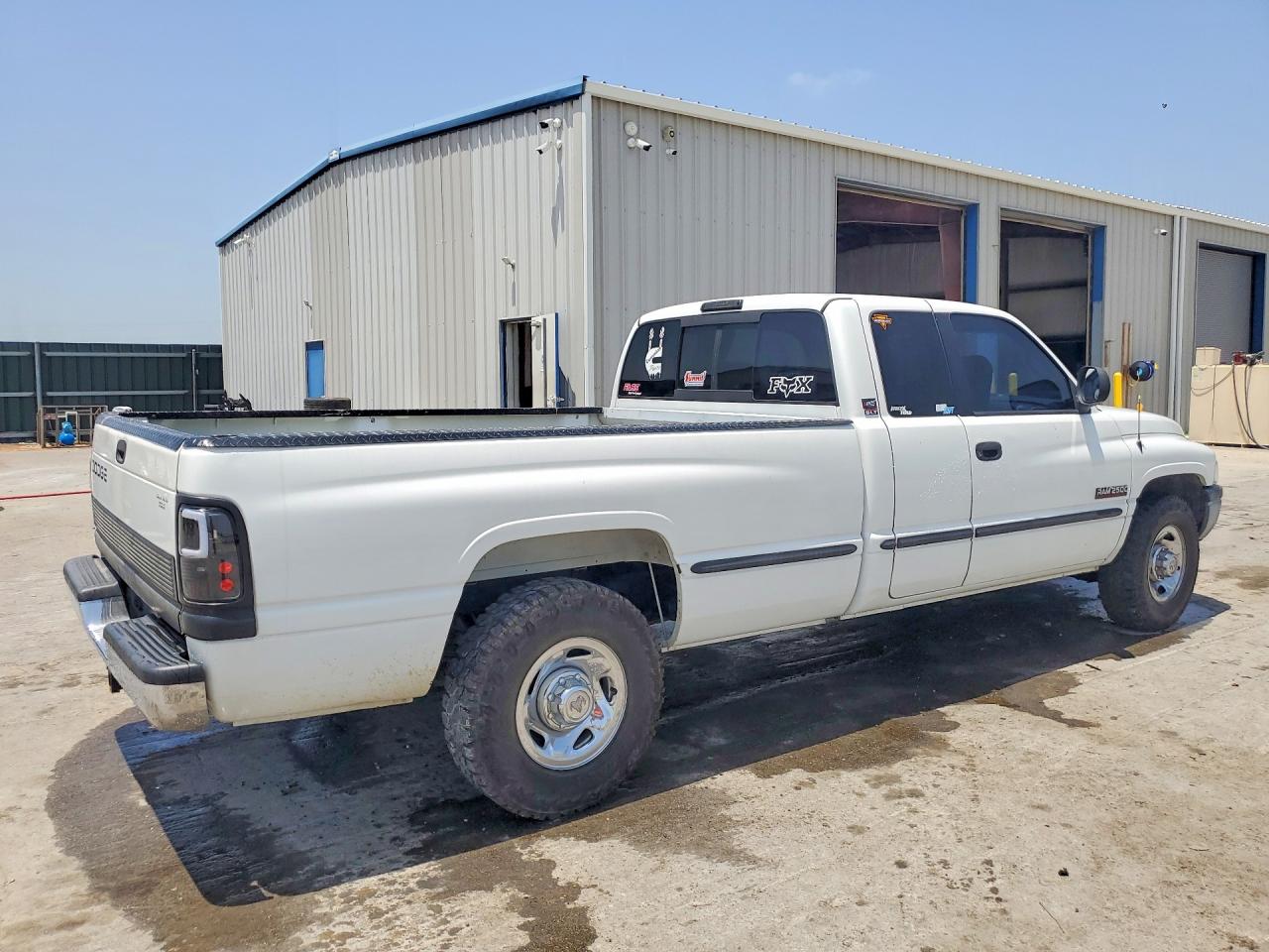 1999 Dodge Ram 2500 White vin: 1B7KC2361XJ534883