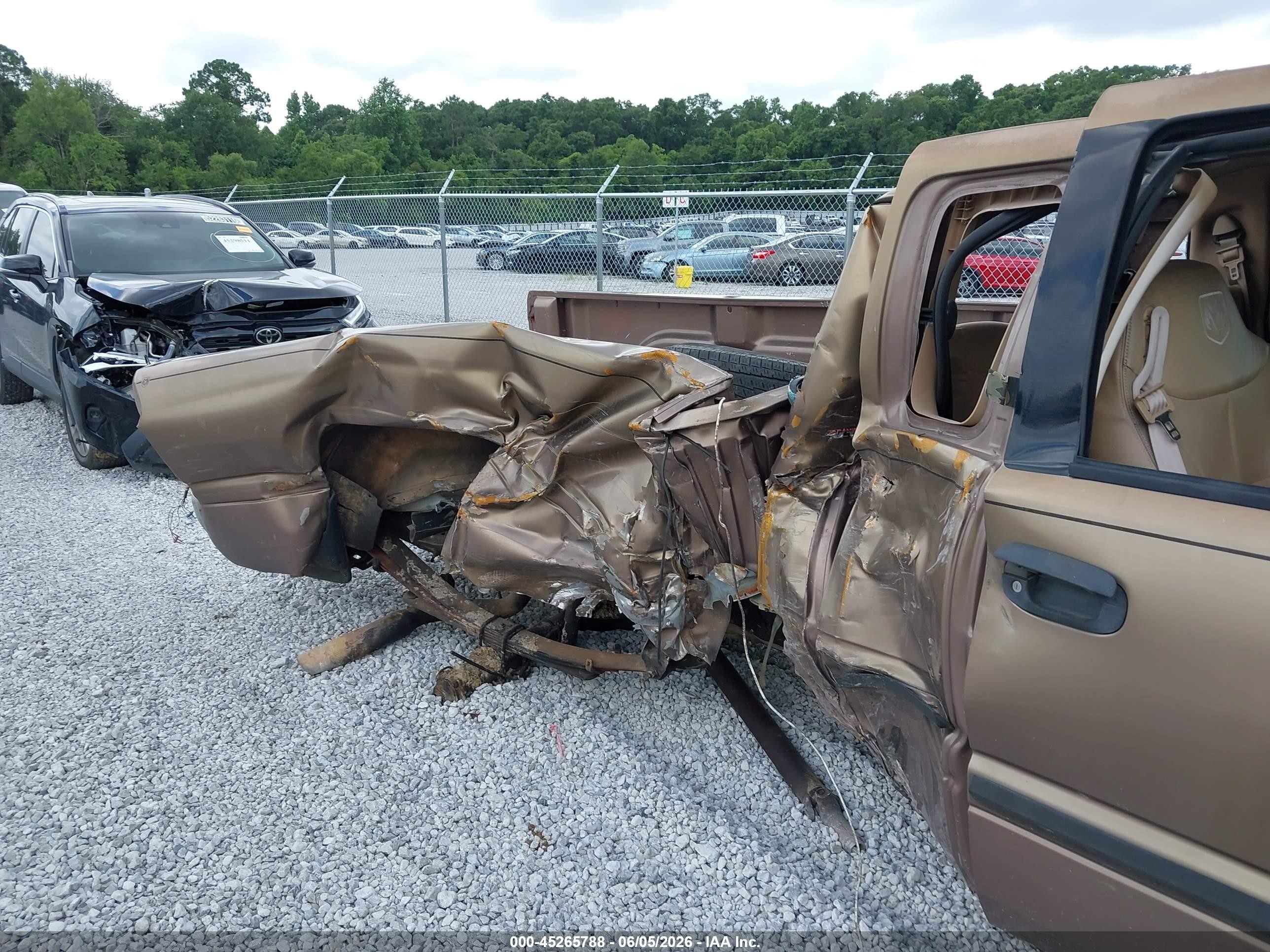 2000 Dodge Ram 2500 St Brown vin: 1B7KC2365YJ178908