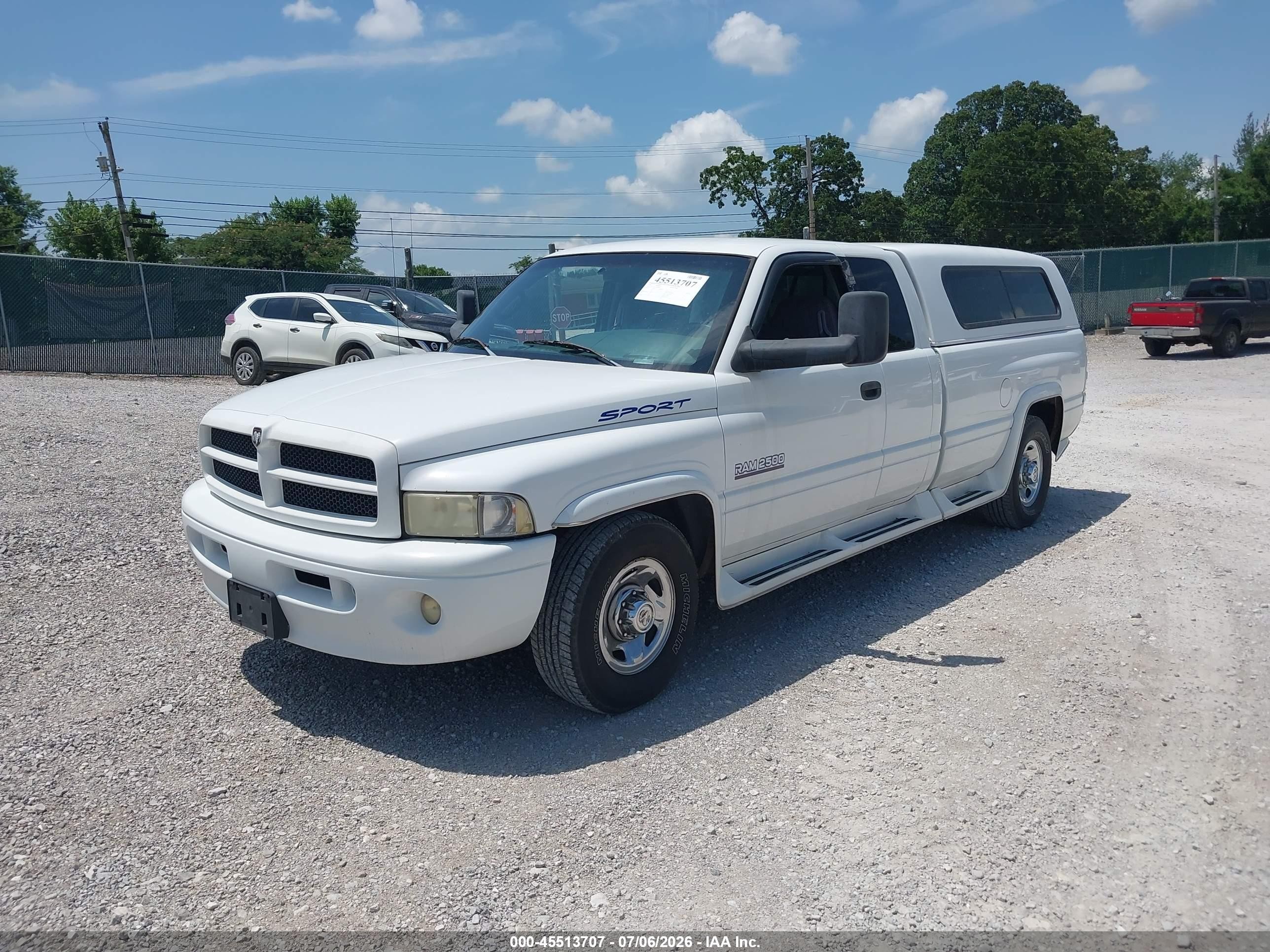 1999 Dodge Ram 2500 St White vin: 1B7KC2367XJ560064