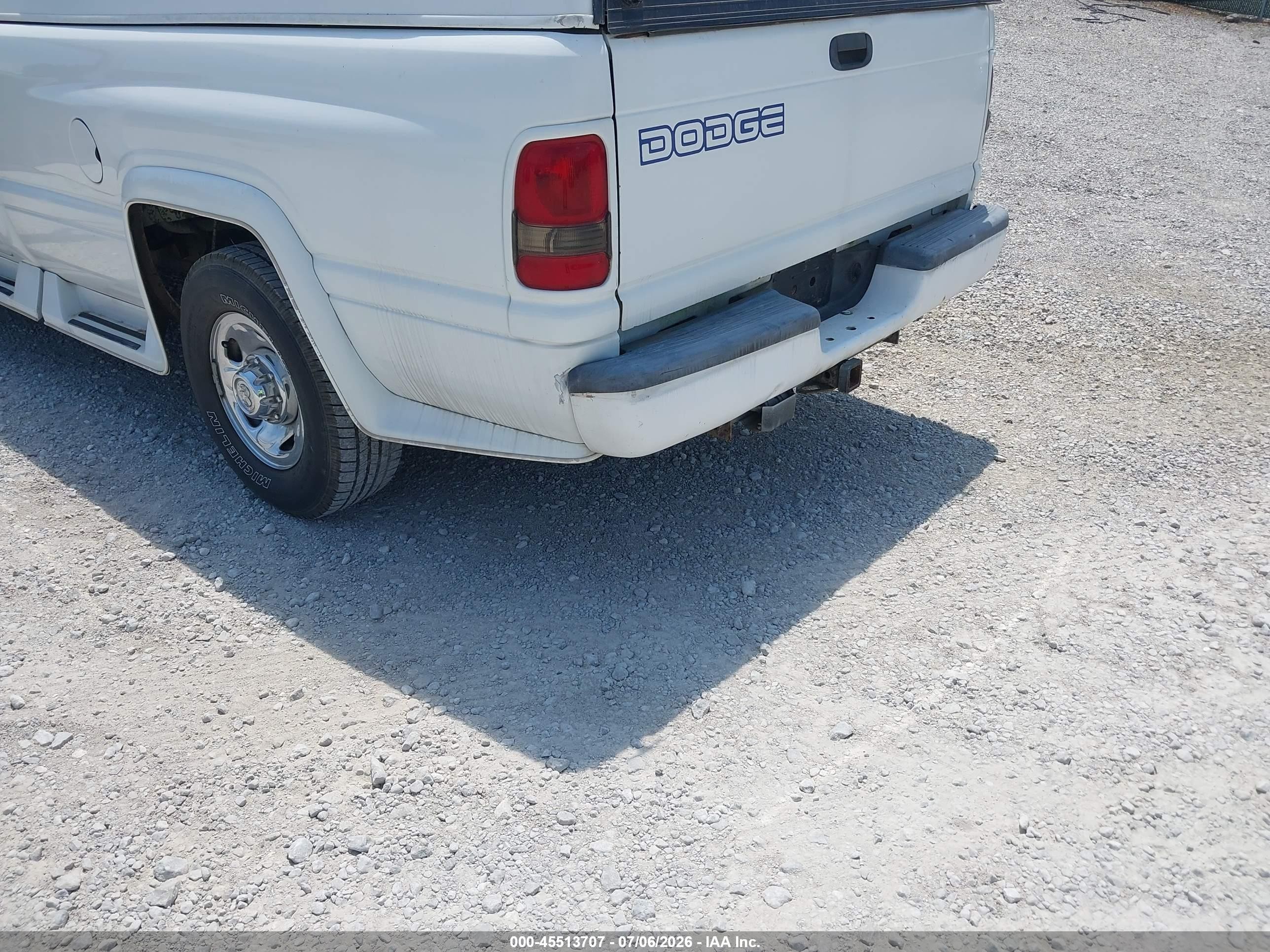 1999 Dodge Ram 2500 St White vin: 1B7KC2367XJ560064