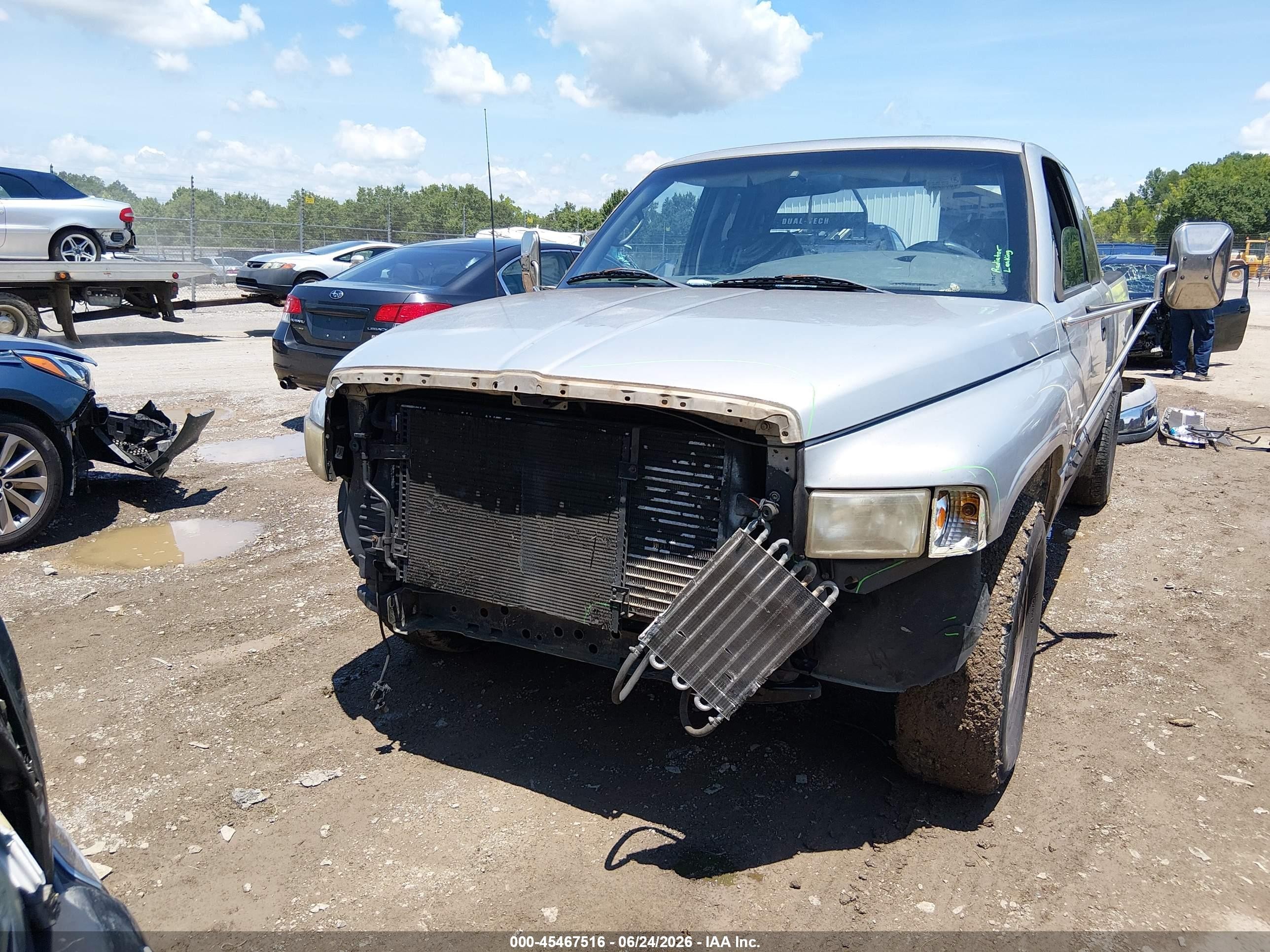 1998 Dodge Ram 2500 St Silver vin: 1B7KC2369WJ203161