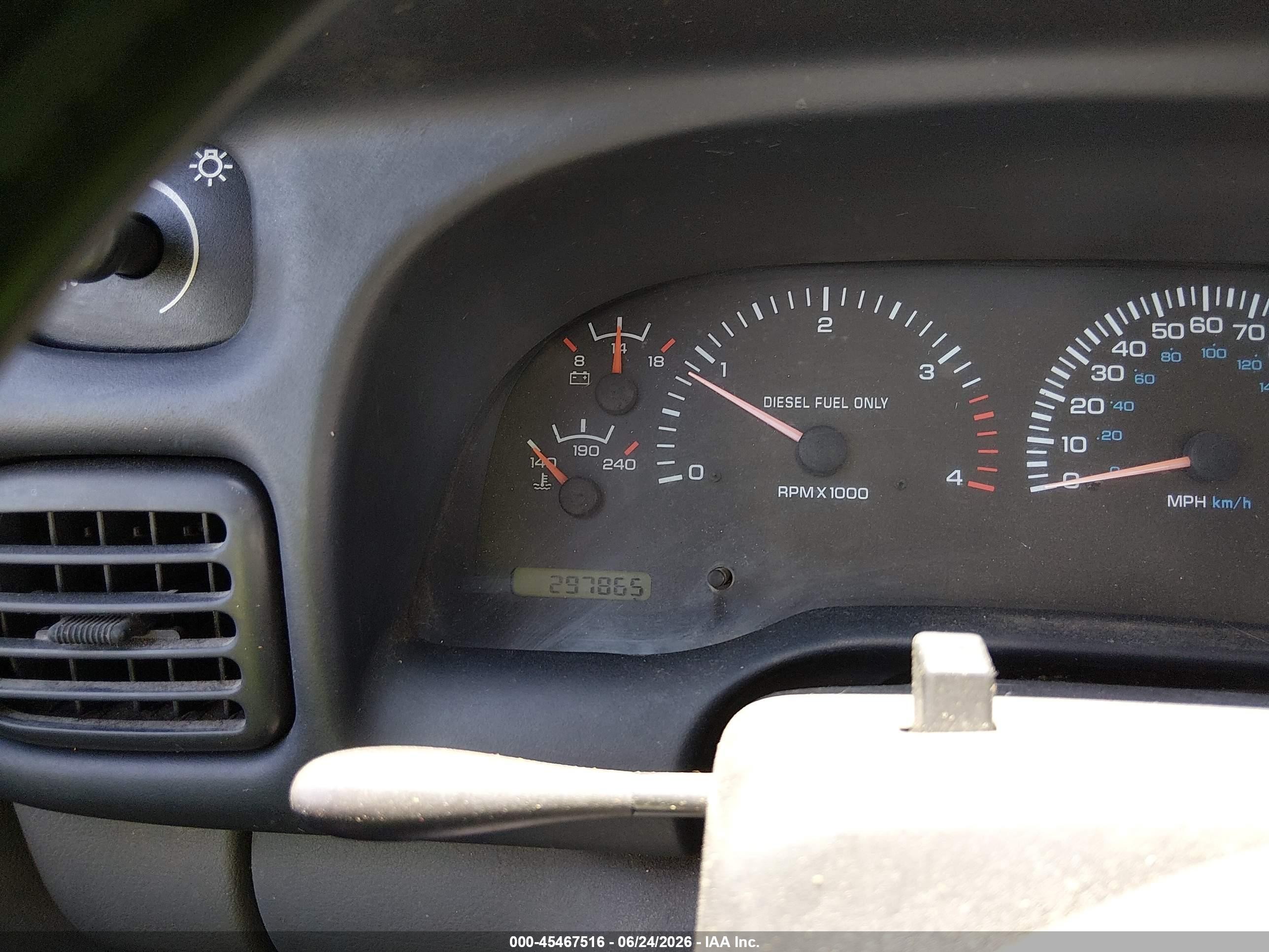 1998 Dodge Ram 2500 St Silver vin: 1B7KC2369WJ203161