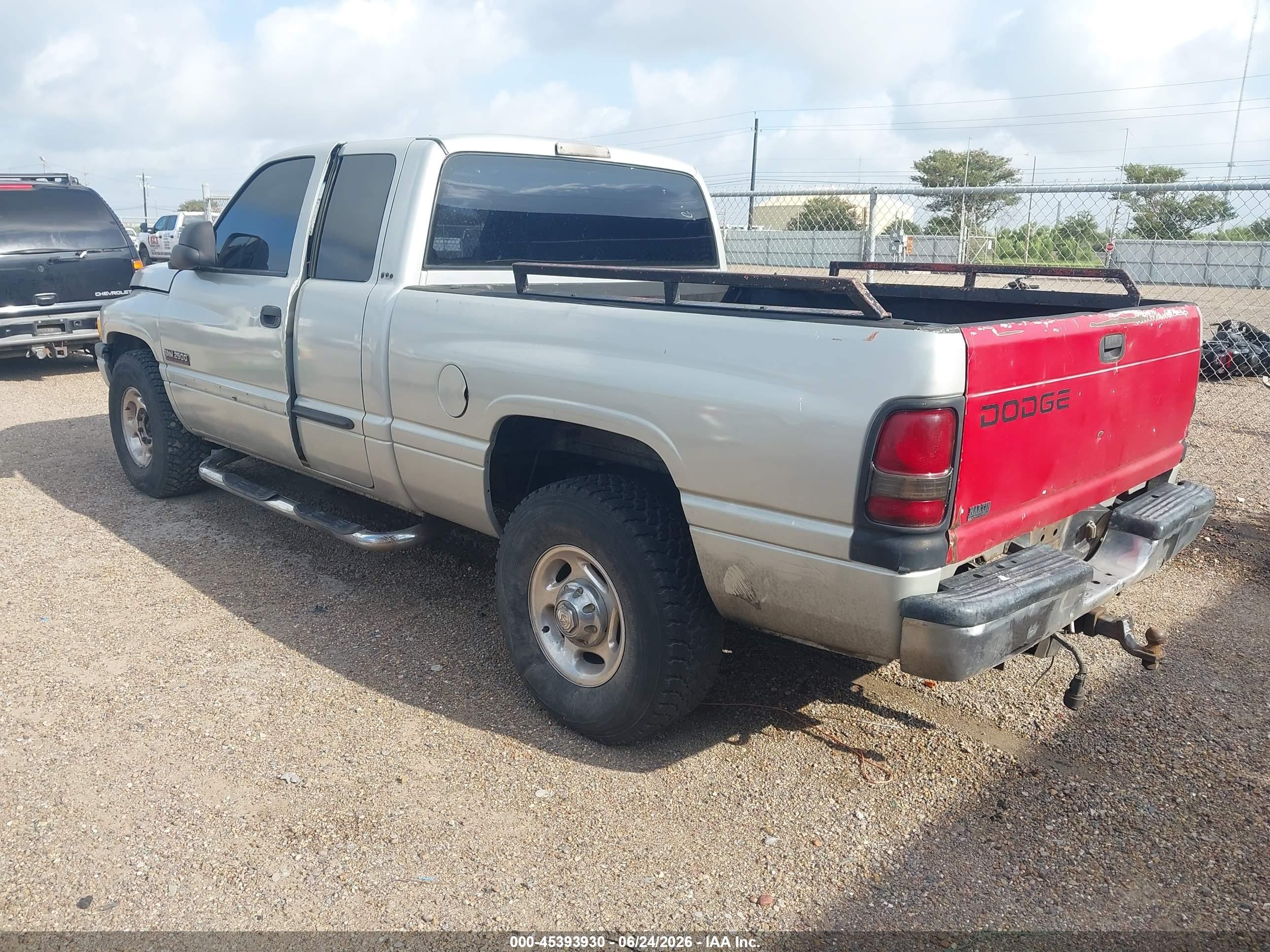 2001 Dodge Ram 2500 St Silver vin: 1B7KC236X1J500268