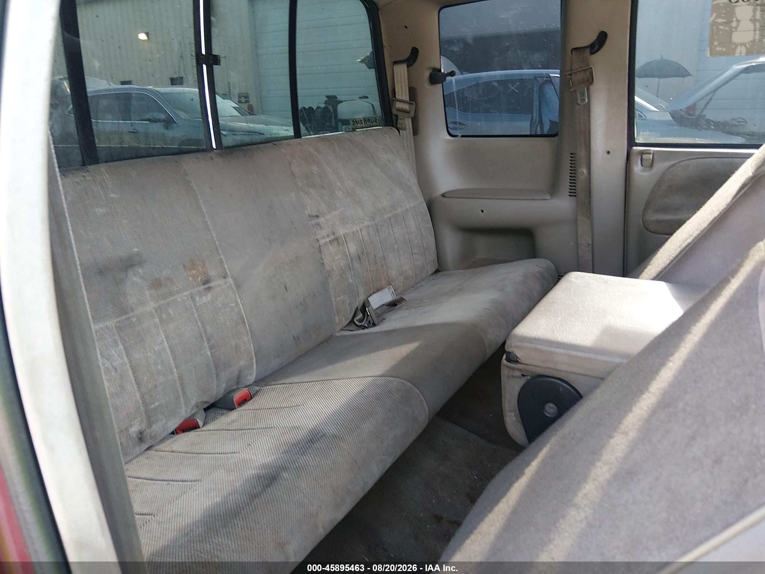 1996 Dodge Ram 2500   Red vin: 1B7KC23C6TJ168287