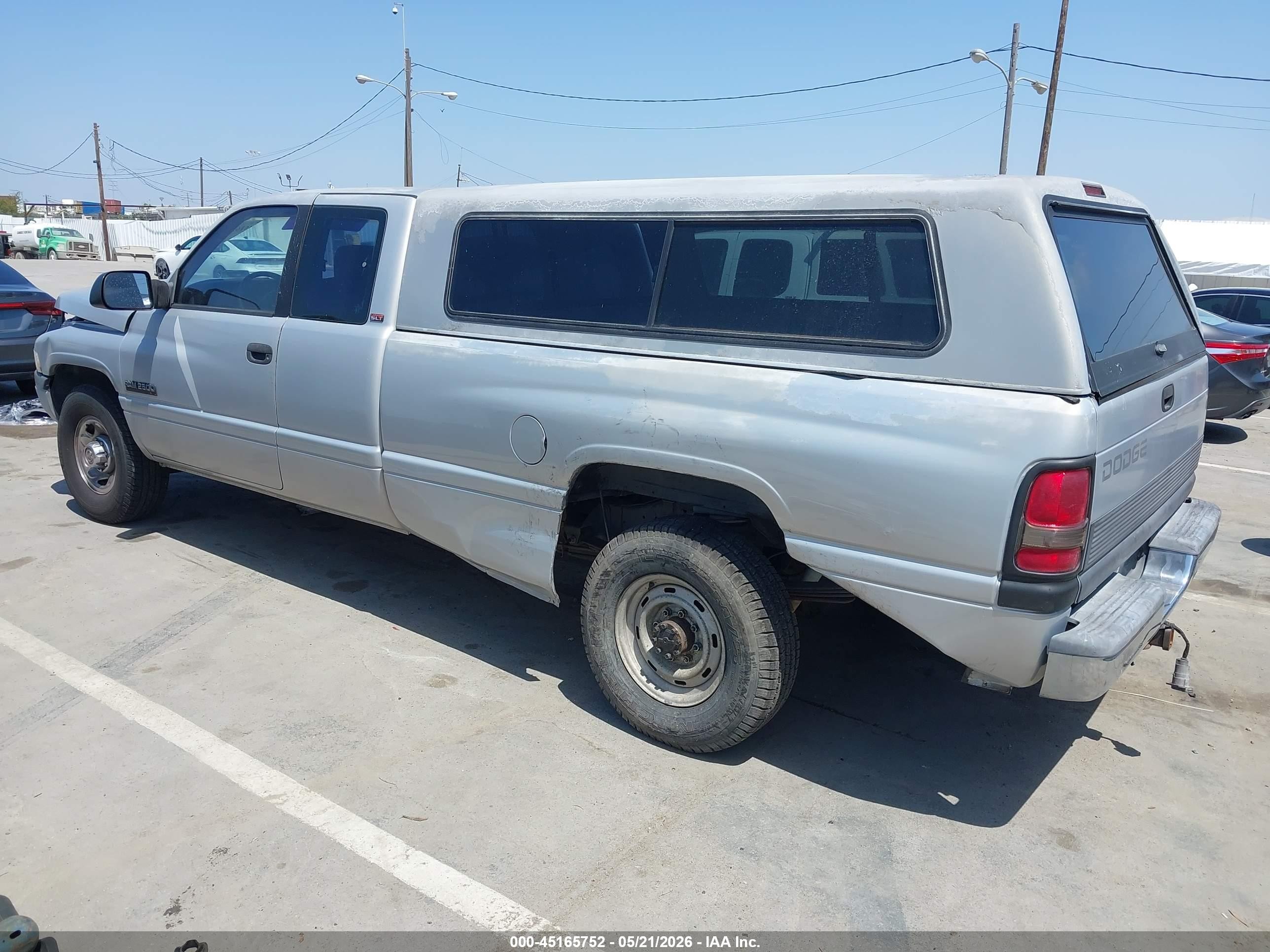 1996 Dodge Ram 2500   Silver vin: 1B7KC23C9TJ107628