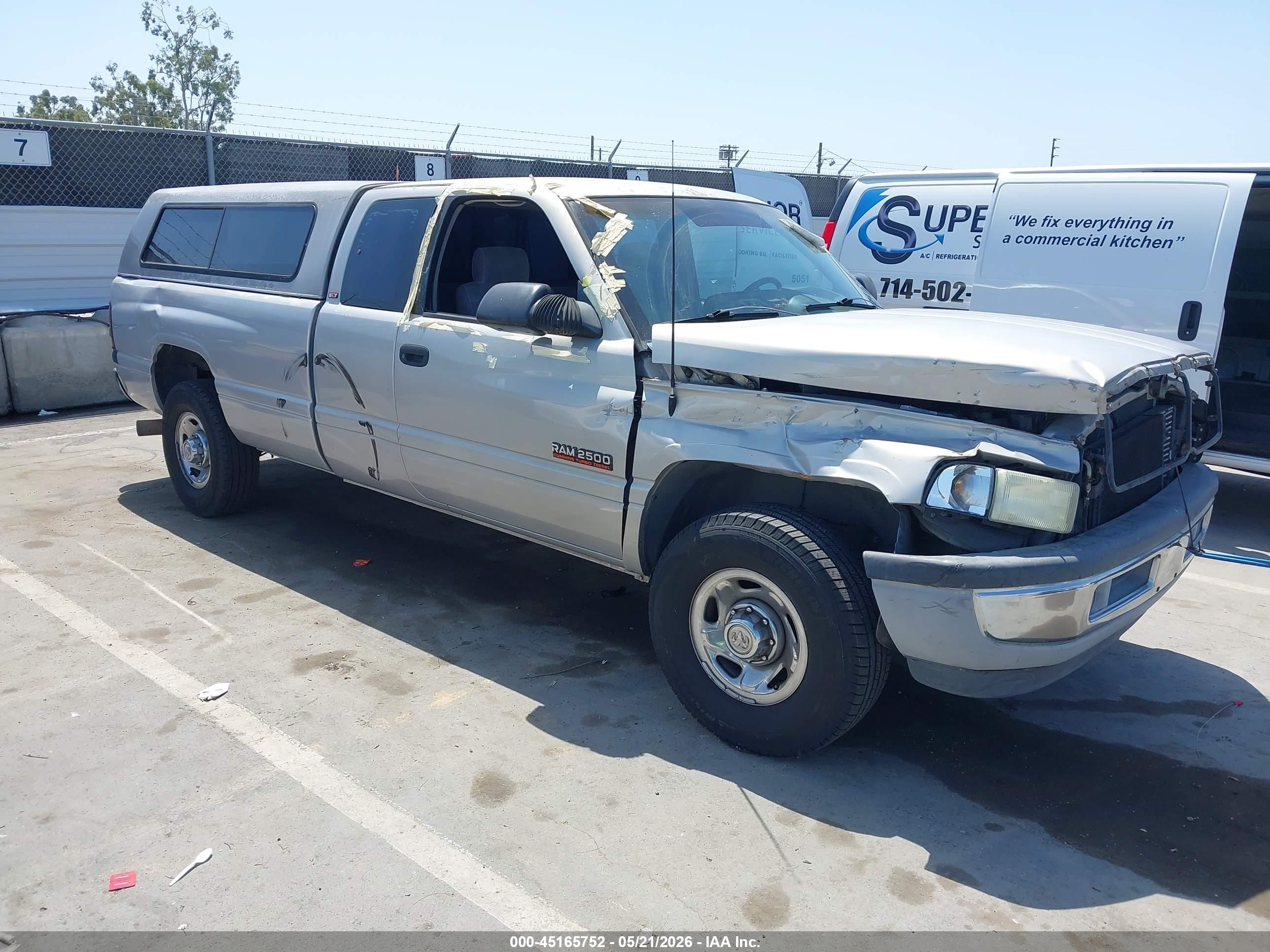 1996 Dodge Ram 2500   Silver vin: 1B7KC23C9TJ107628