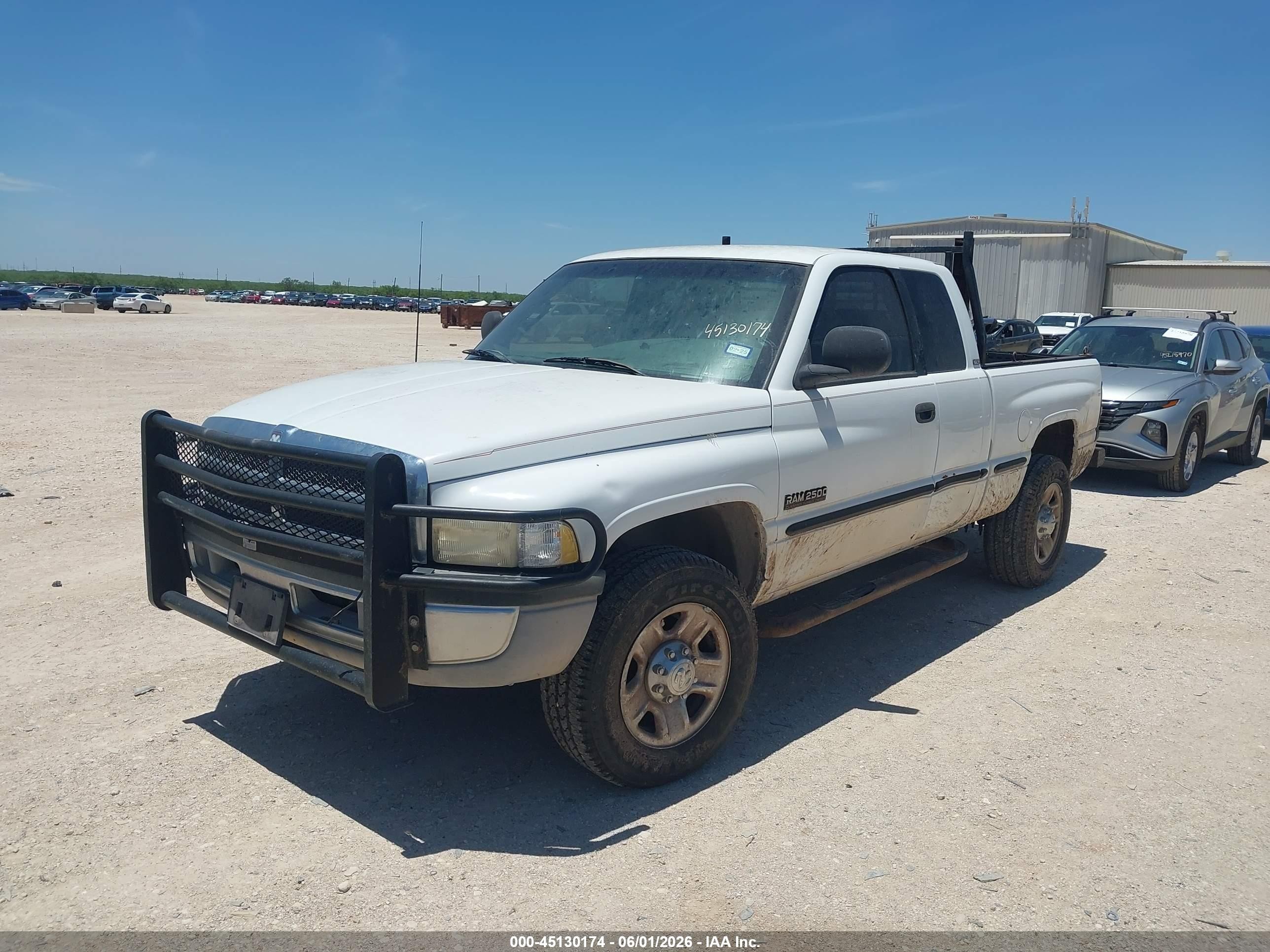 1998 Dodge Ram 2500 St Белый vin: 1B7KC23D8WJ147244