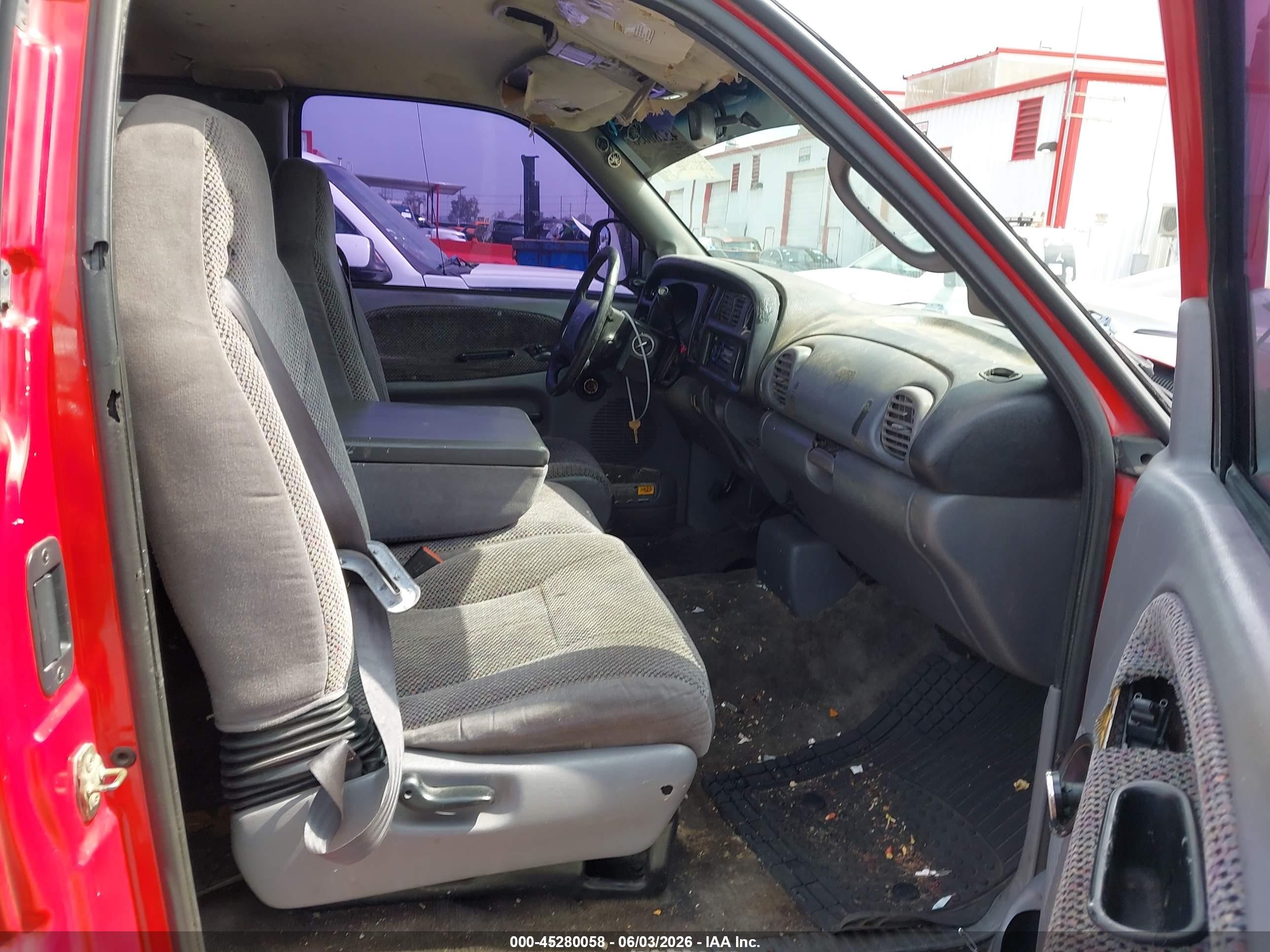 2000 Dodge Ram 2500 St Red vin: 1B7KC23W5YJ129031