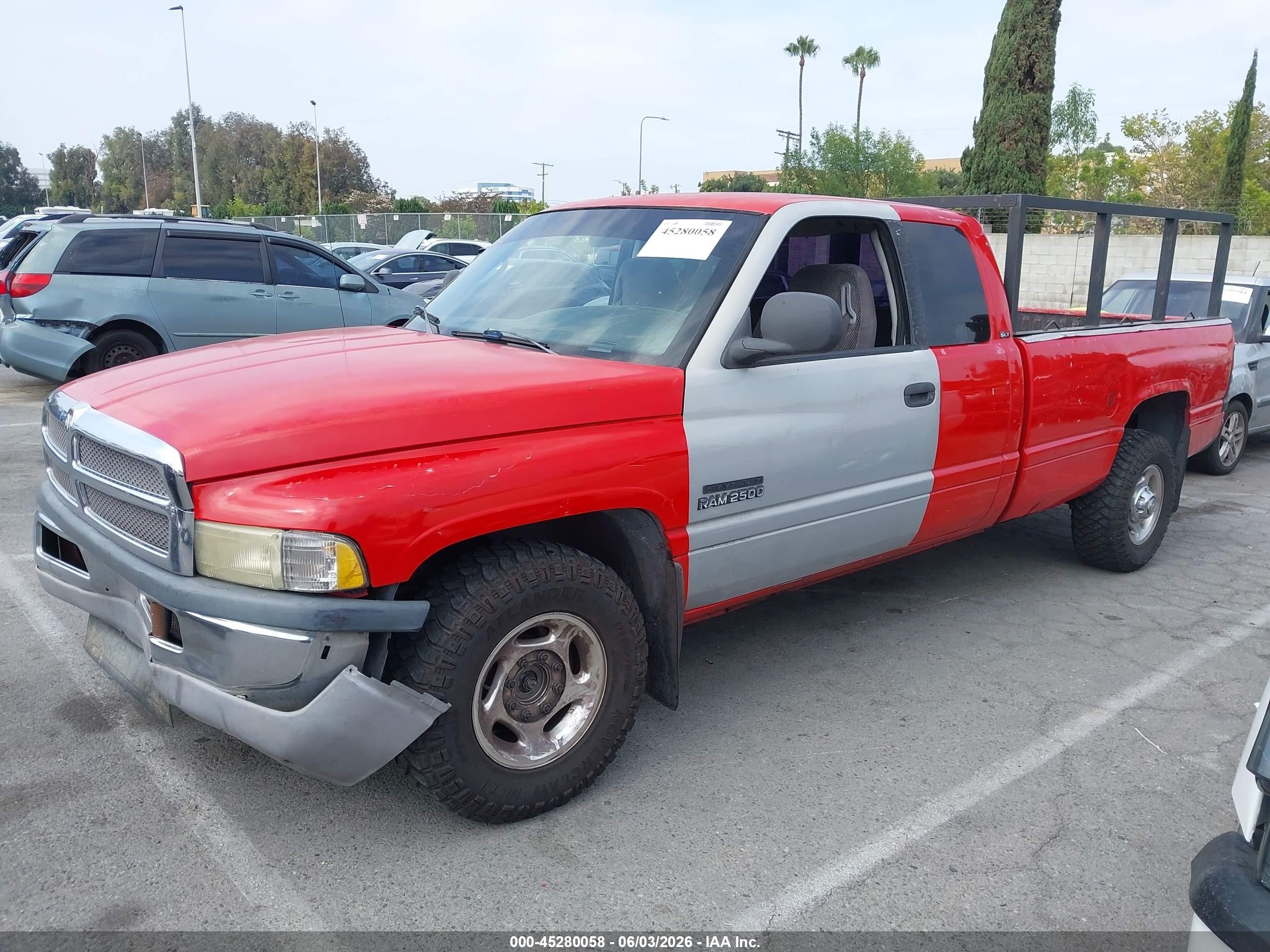 2000 Dodge Ram 2500 St Red vin: 1B7KC23W5YJ129031