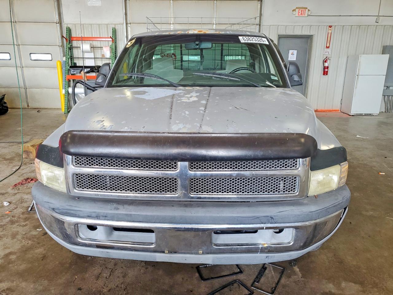 1996 Dodge Ram 2500 Silver vin: 1B7KC23W6TJ169885