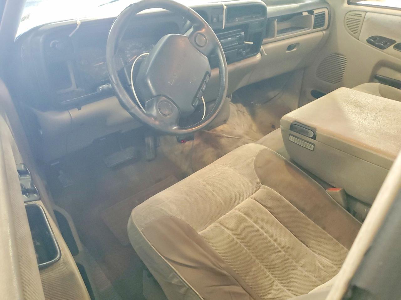 1996 Dodge Ram 2500 Silver vin: 1B7KC23W6TJ169885