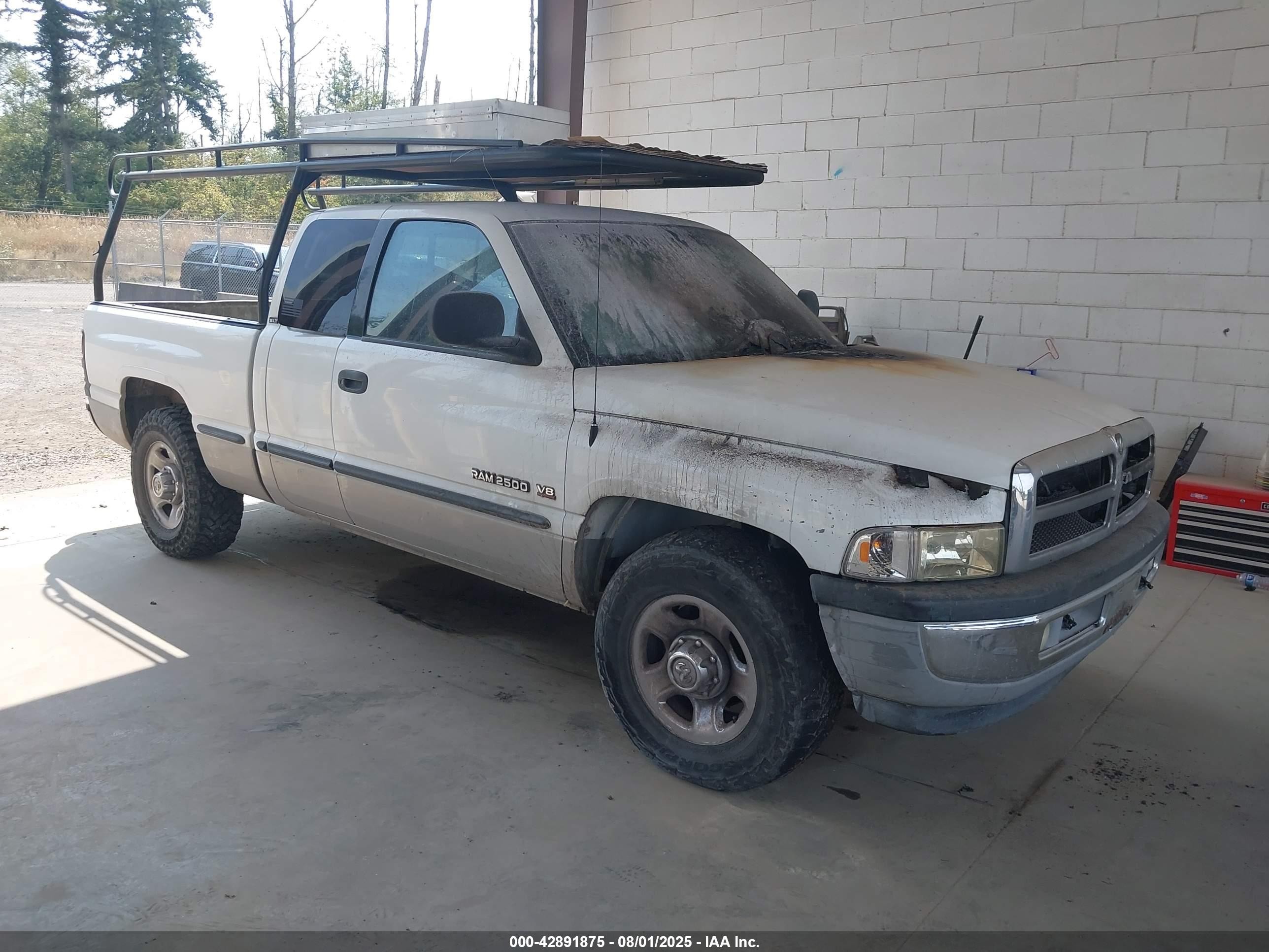 1B7KC23Z1XJ558045