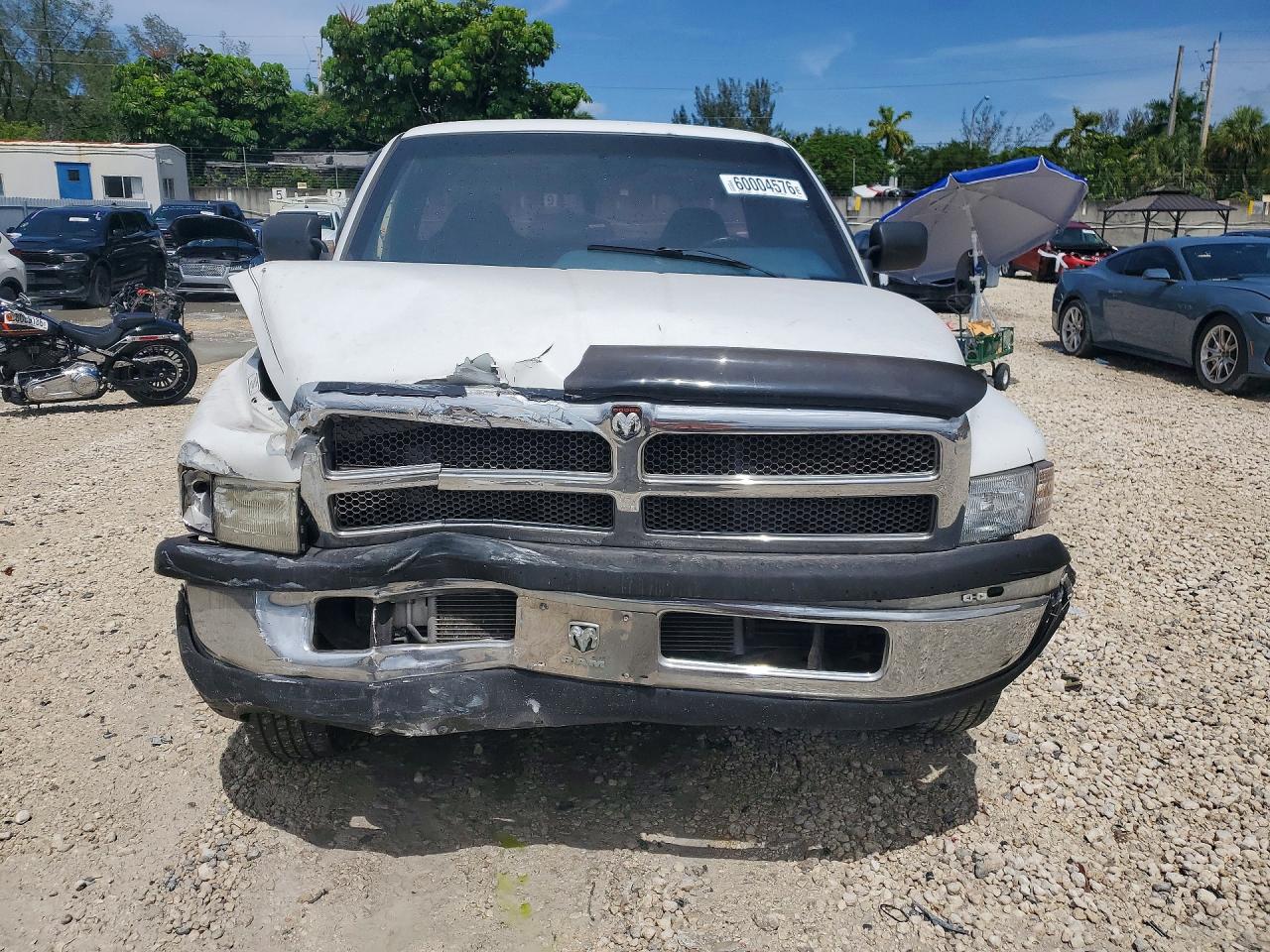 1995 Dodge Ram 2500 White vin: 1B7KC26C0SS331178