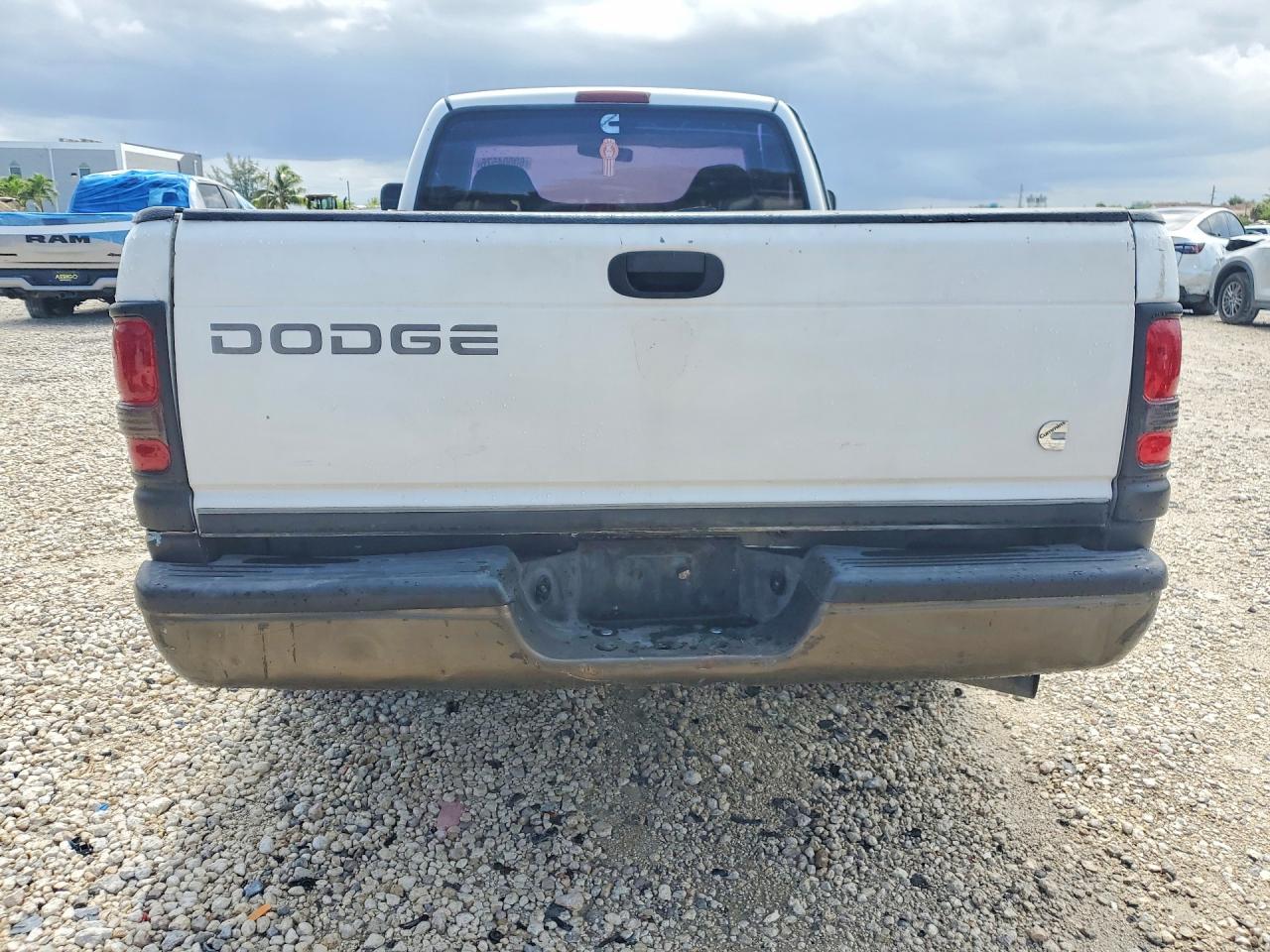 1995 Dodge Ram 2500 White vin: 1B7KC26C0SS331178