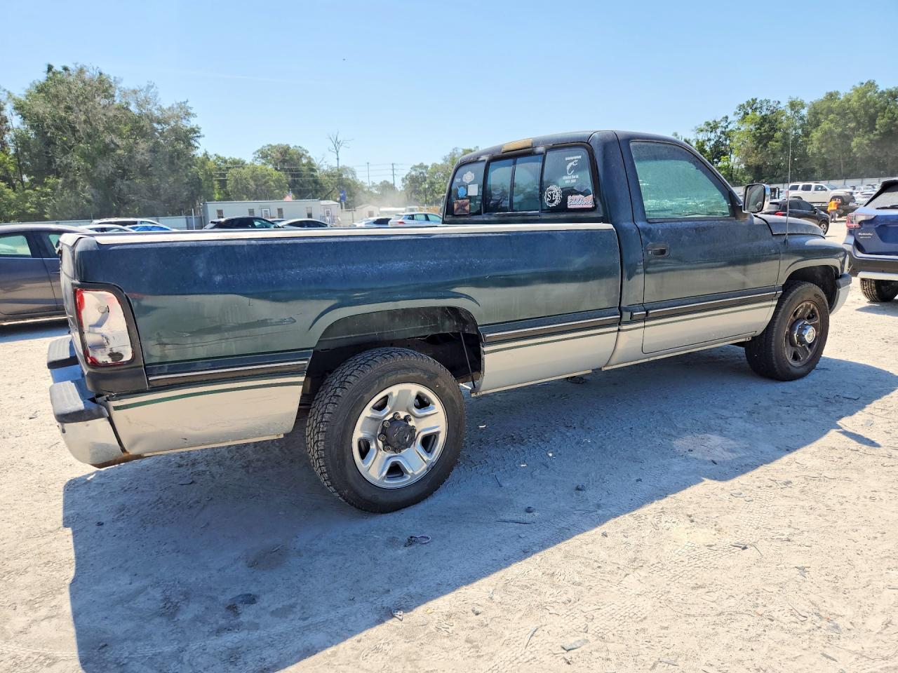 1995 Dodge Ram 2500 Green vin: 1B7KC26W0SS199436